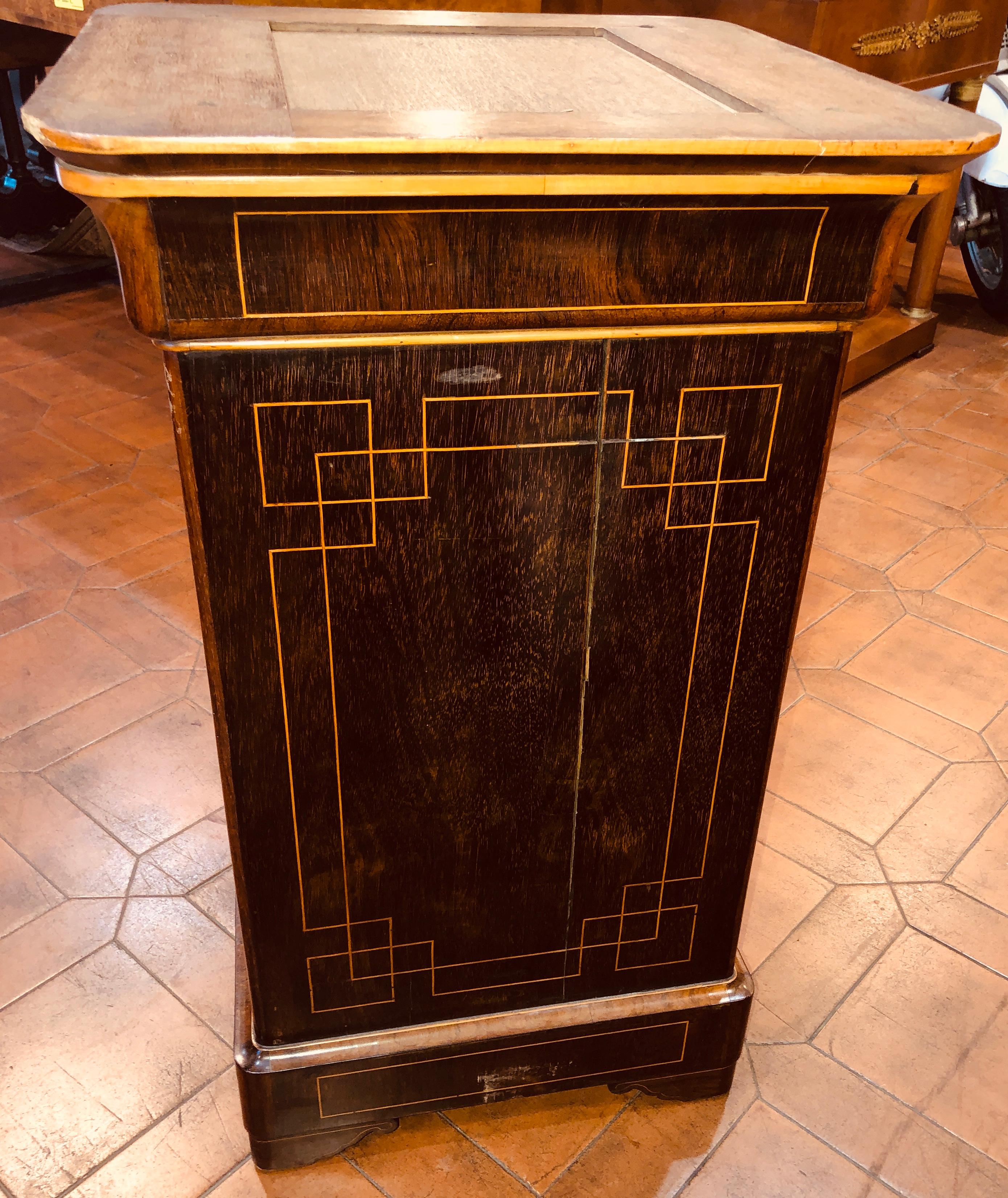 19th Century Charles X Rosewood France Commodes with Marble Top, 1830s 5