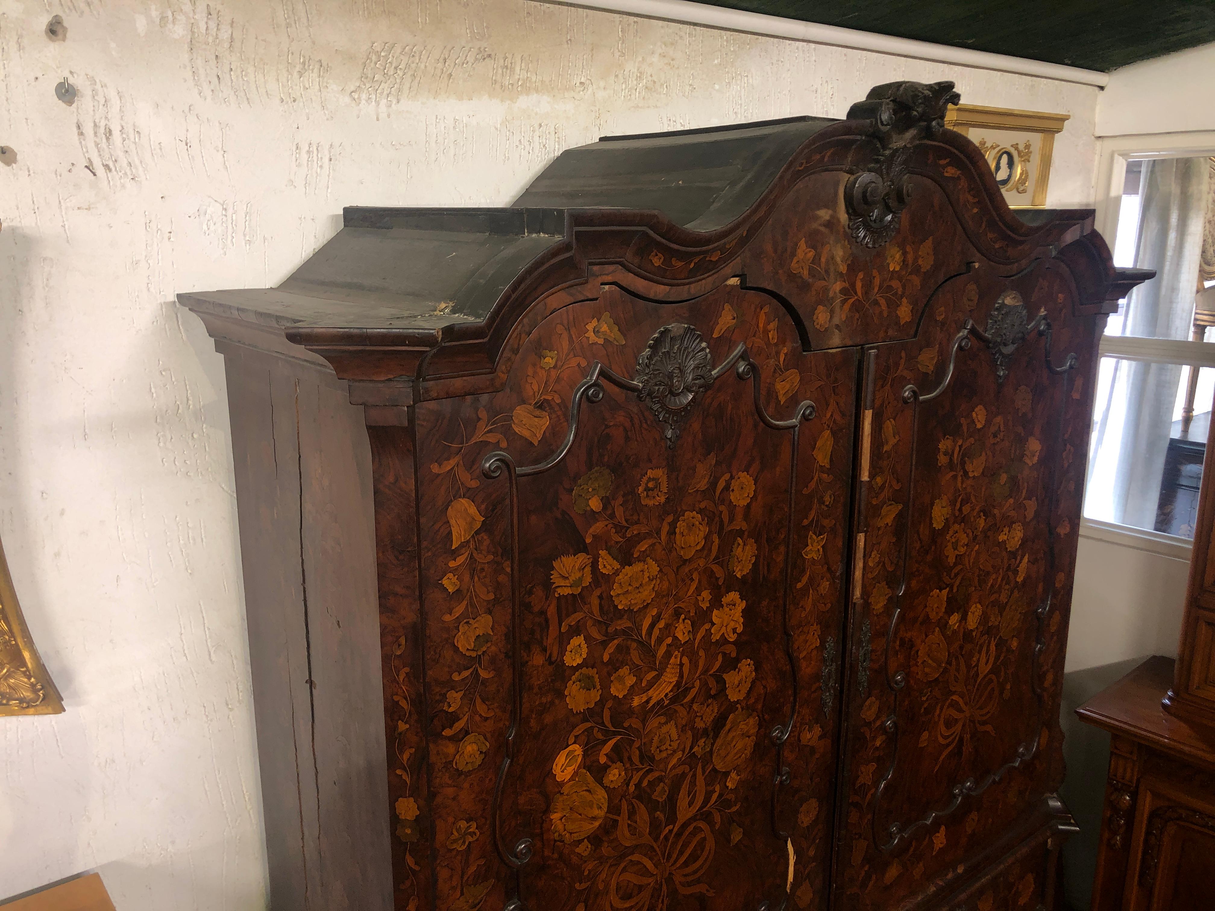 19th Century Charles X Walnut Inlay Wardrobes Armoires Cabinet, 1830 7
