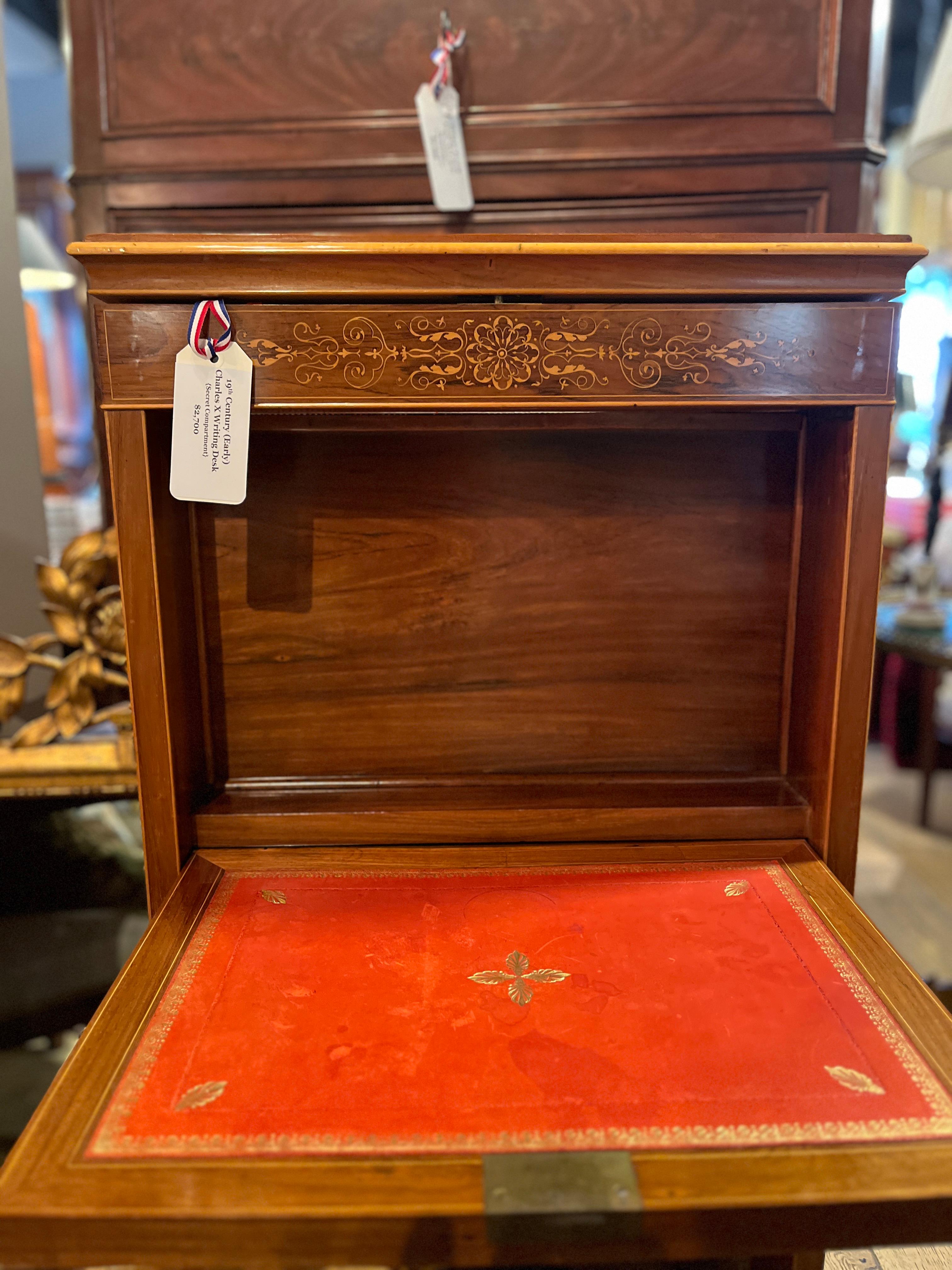 Charles X. Schreibtisch des 19. Jahrhunderts mit geheimem Fach im Zustand „Gut“ im Angebot in Scottsdale, AZ