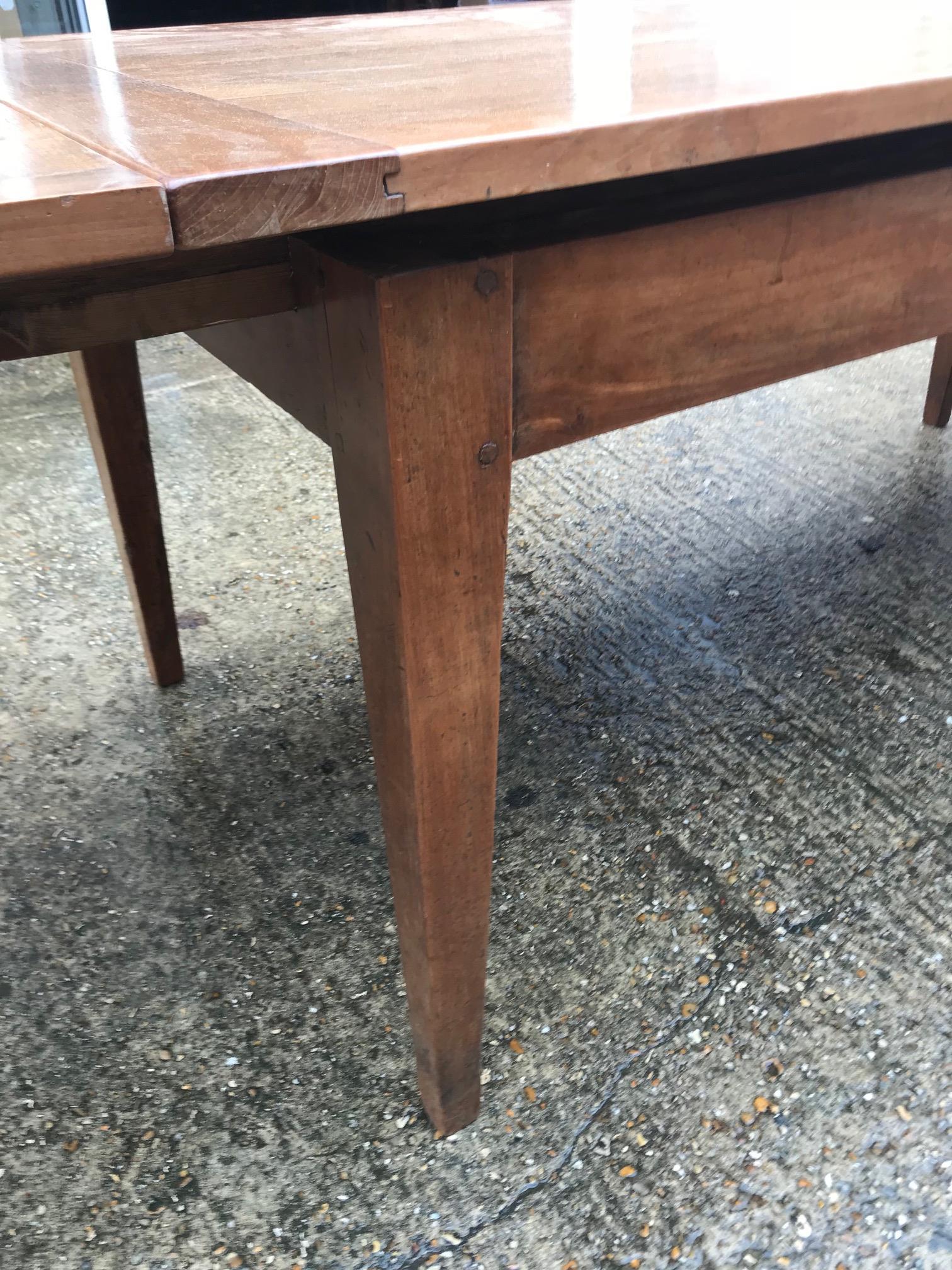 19th Century Cherry Double Draw-Leaf Table 1