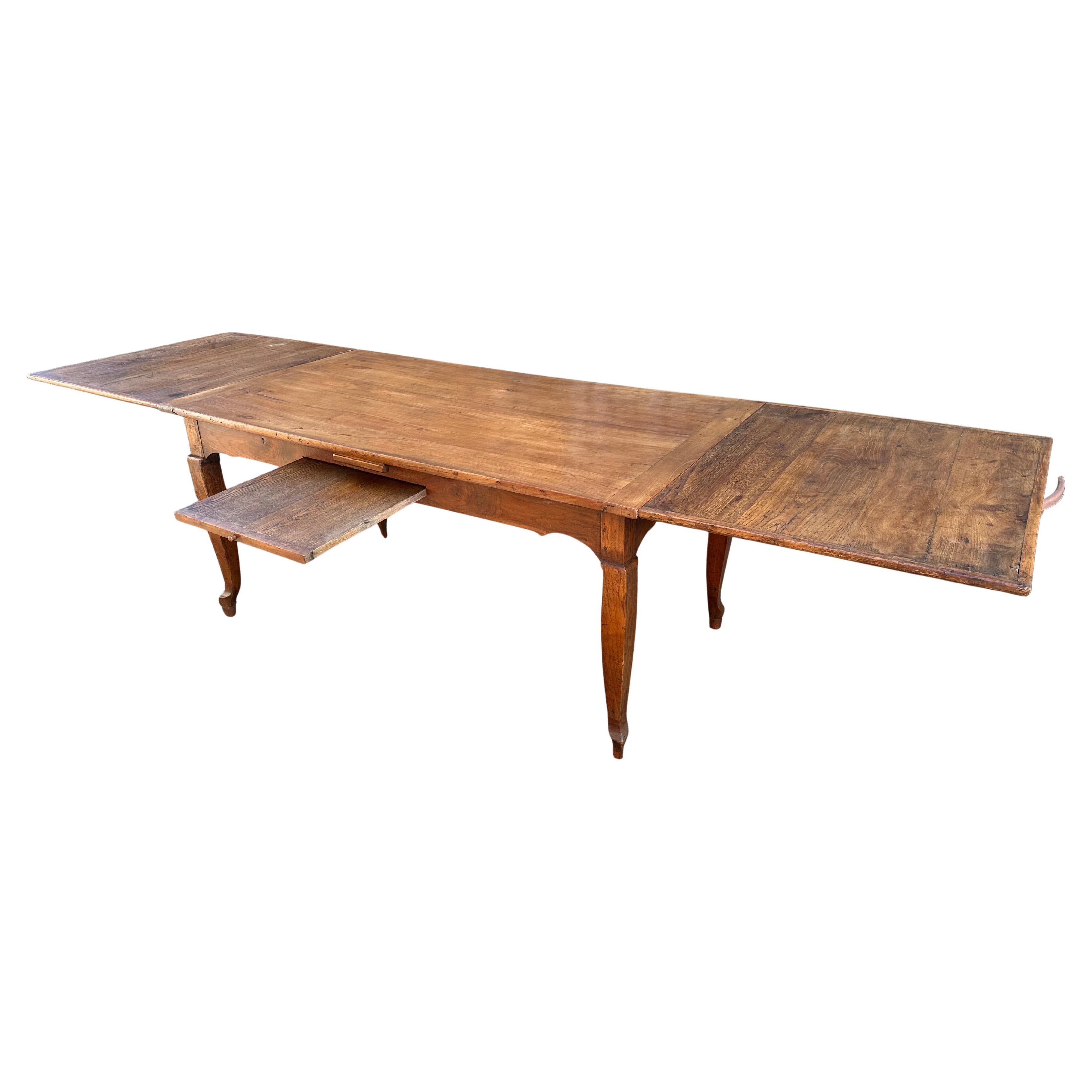 How long is a dining table that seats 8?