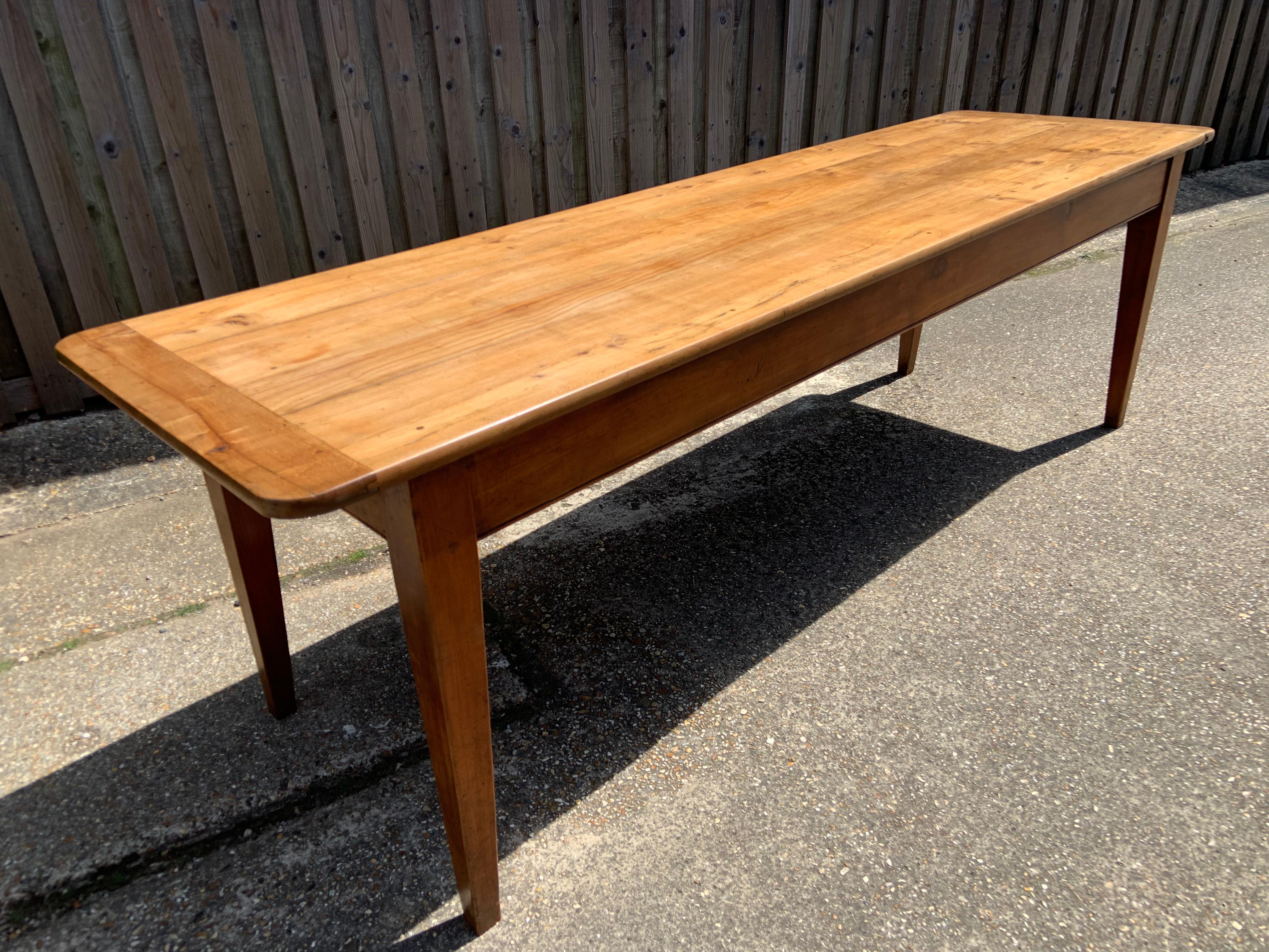 19th Century, Cherry Farmhouse Table In Good Condition In Billingshurst, GB
