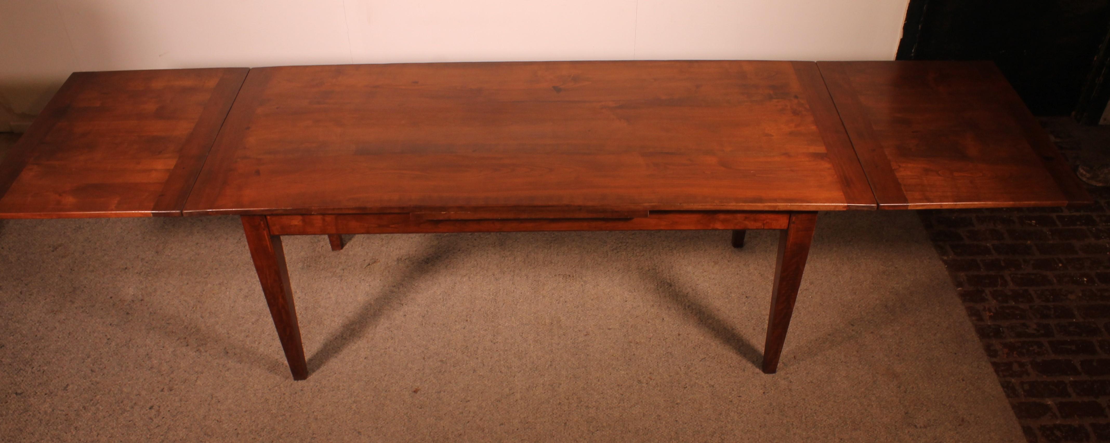 19th Century Cherry Wood Extending Table For Sale 9
