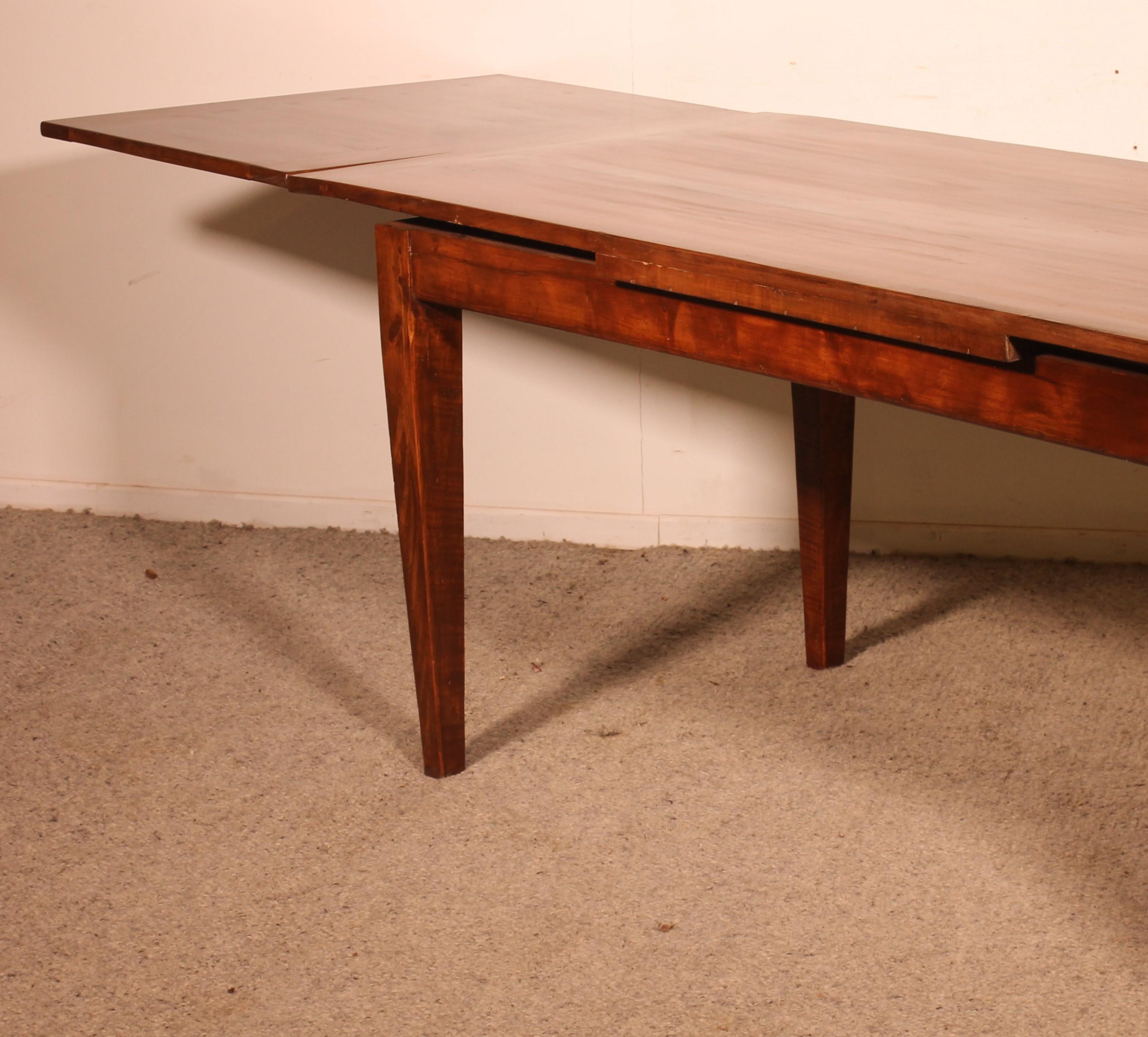 Louis Philippe 19th Century Cherry Wood Extending Table For Sale