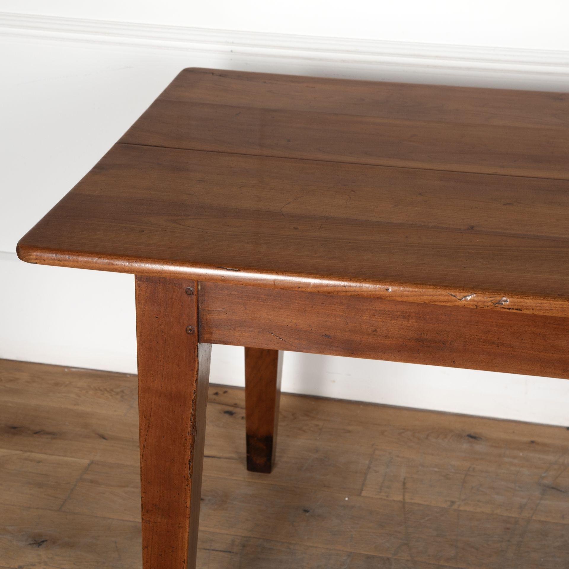 Table de ferme du 19ème siècle en cerisier Bon état - En vente à Gloucestershire, GB