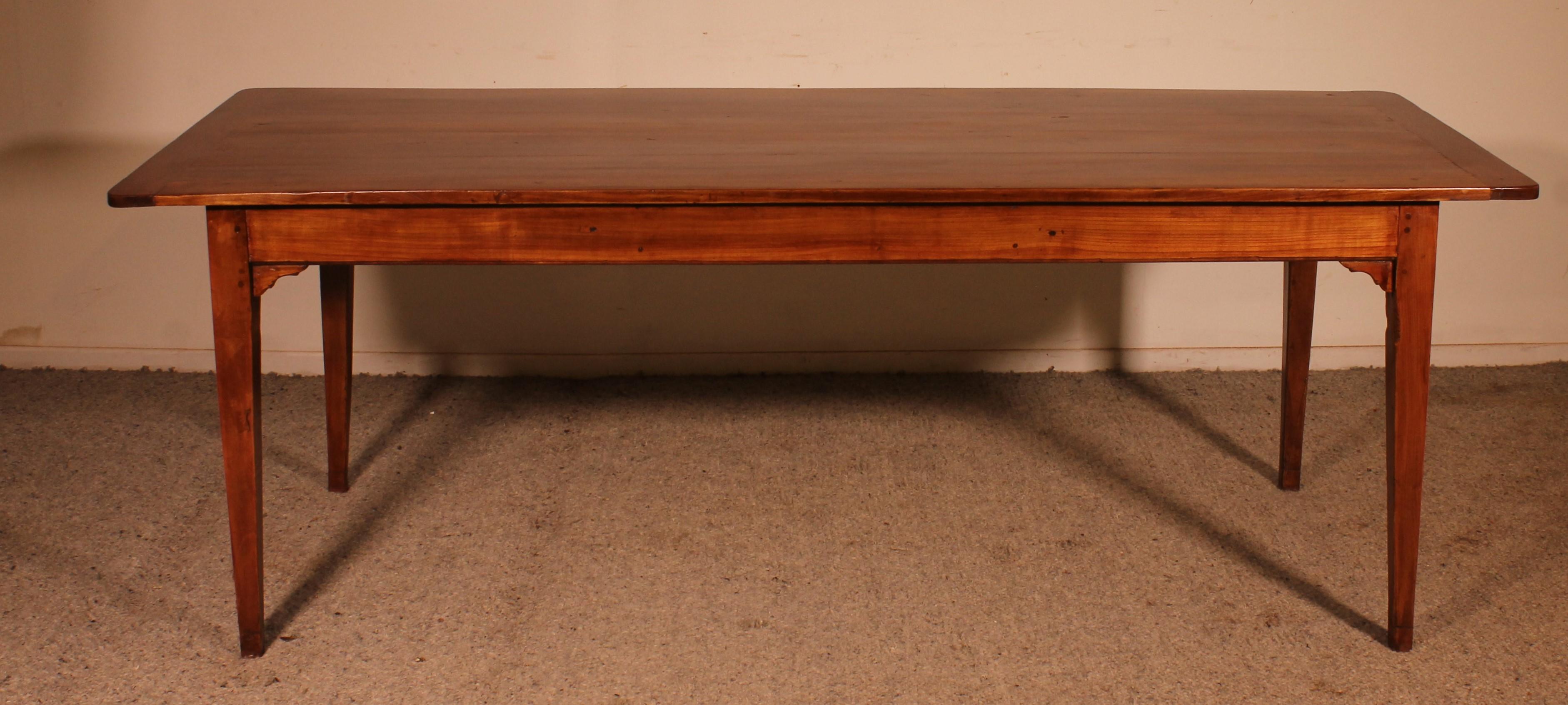 Cerise Table de réfectoire du 19ème siècle en cerisier en vente