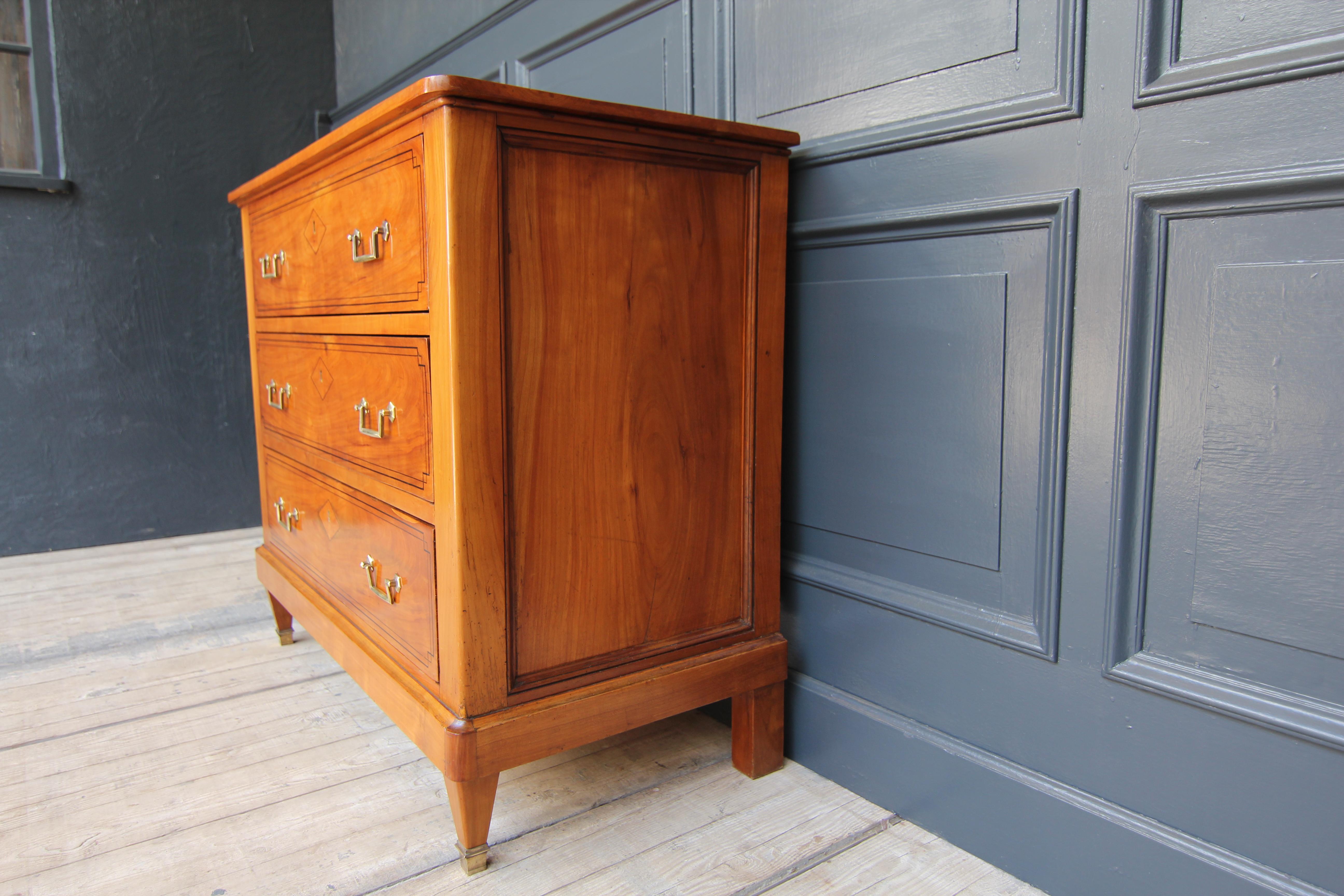 19th Century Cherrywood Directoire Chest of Drawers For Sale 10