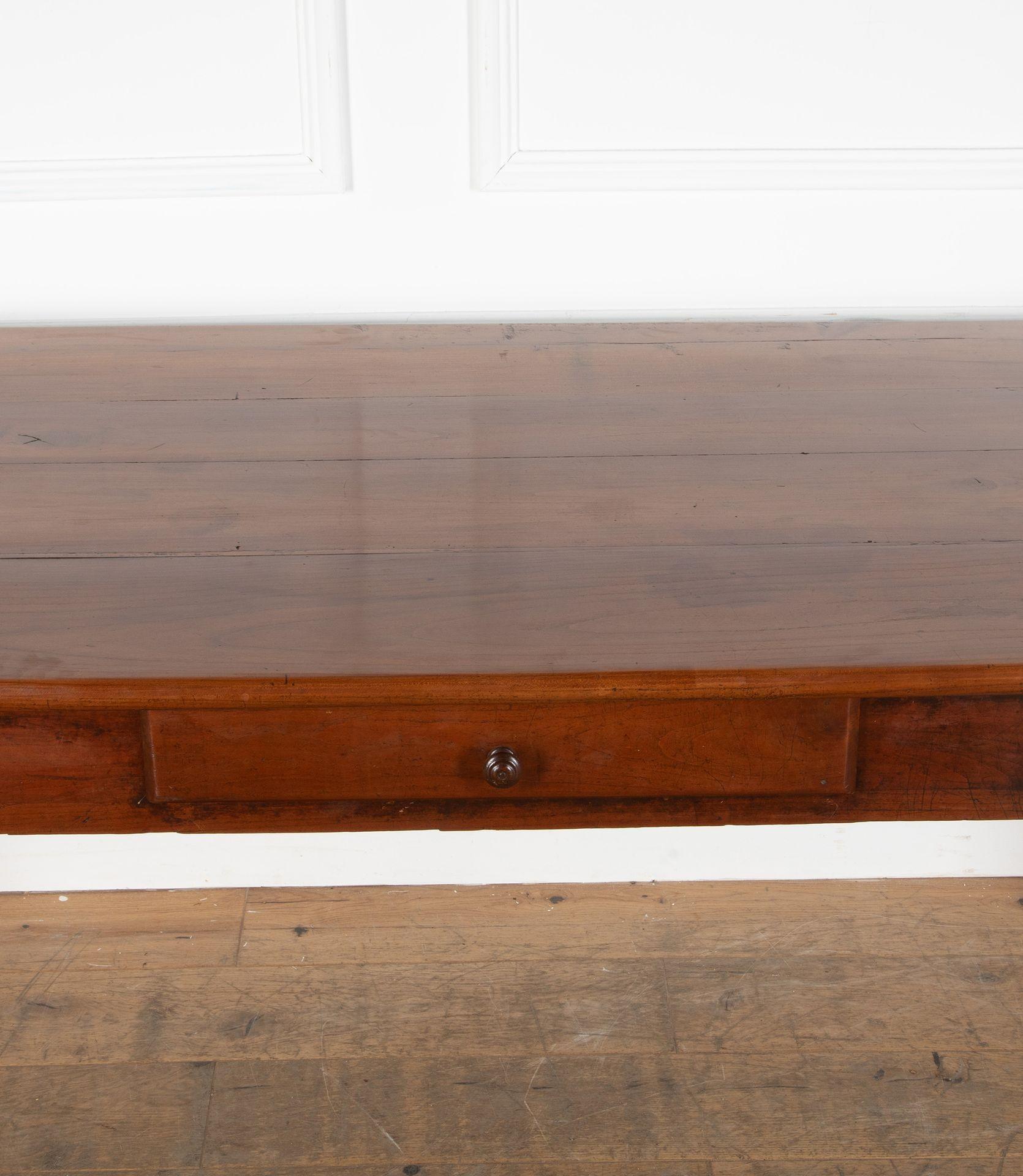Table de ferme en cerisier du XIXe siècle en vente 1