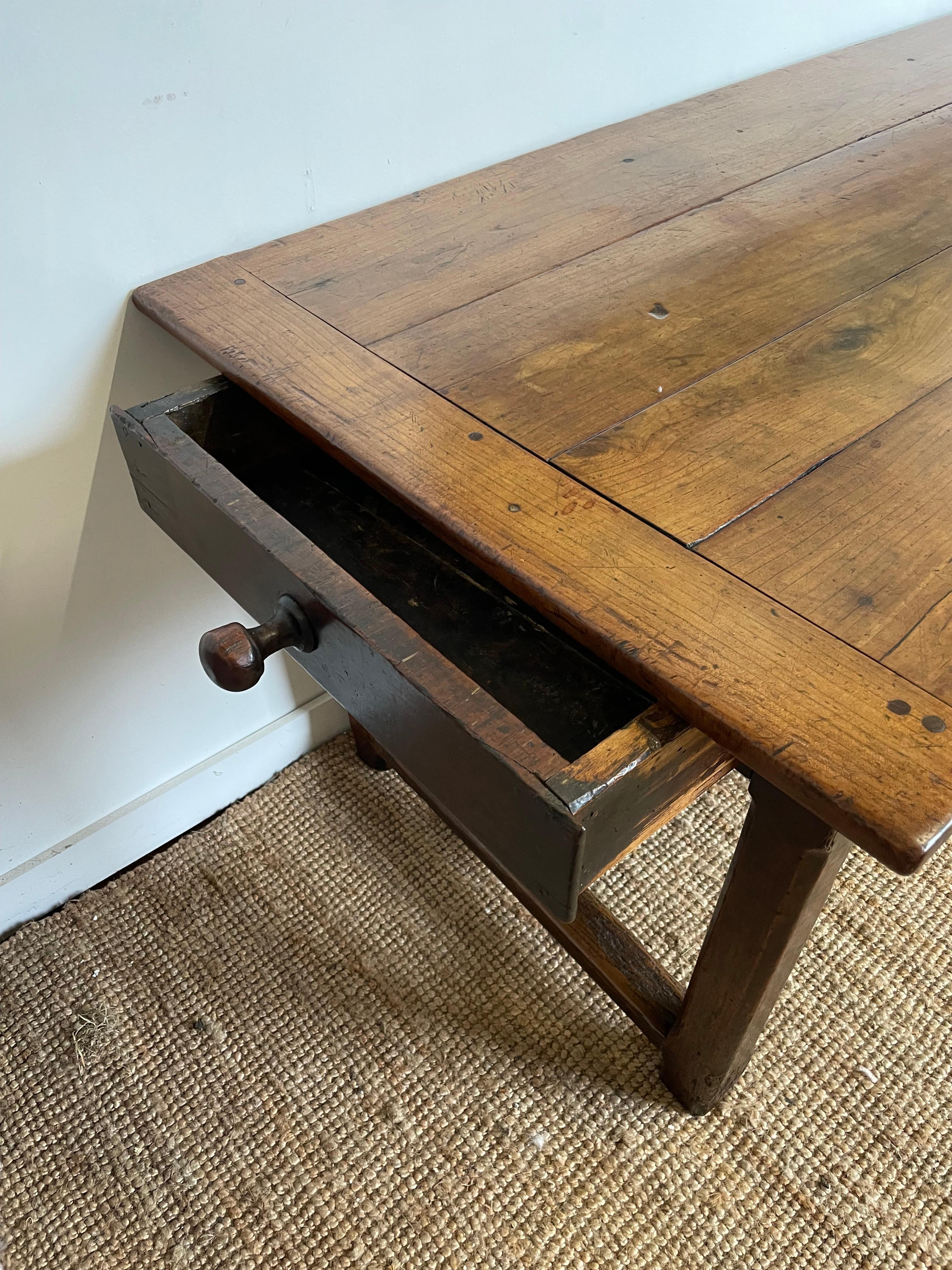 19th century Cherrywood French farmhouse table 2.5 meters For Sale 6