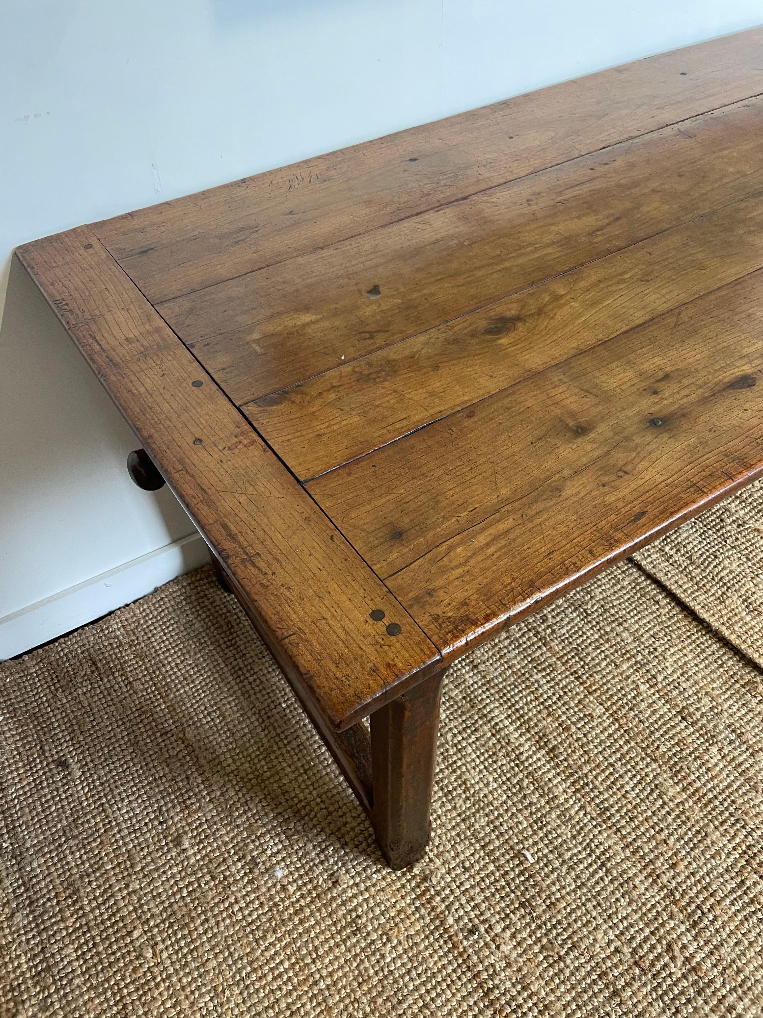 19th century Cherrywood French farmhouse table 2.5 meters For Sale 4