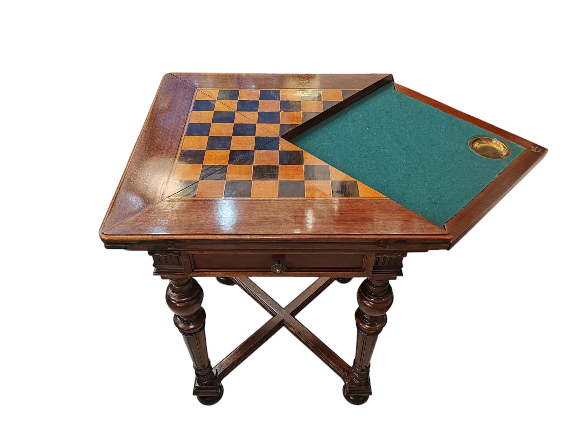 19th Century chess & card table For Sale 11