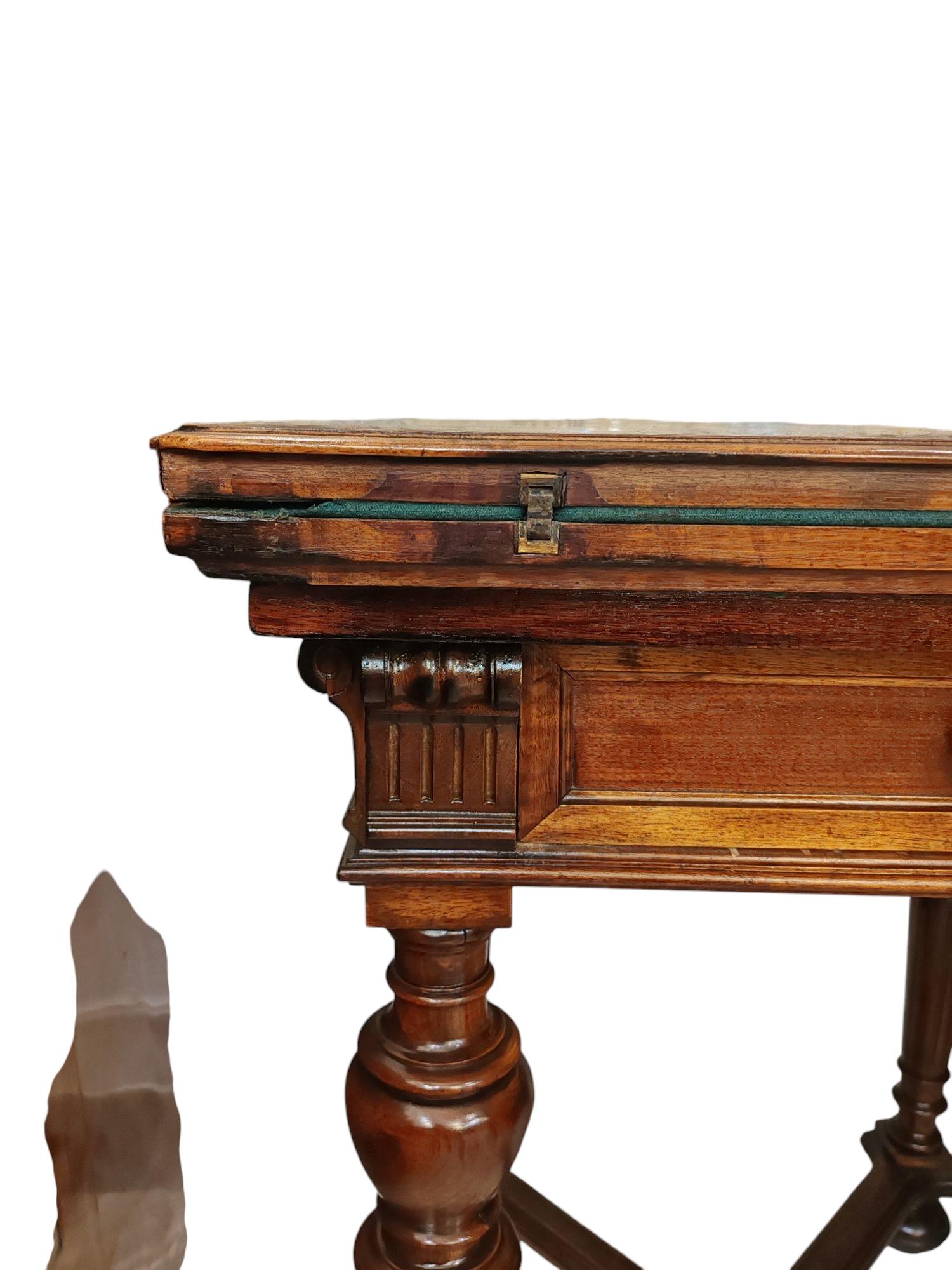 Neoclassical 19th Century chess & card table For Sale