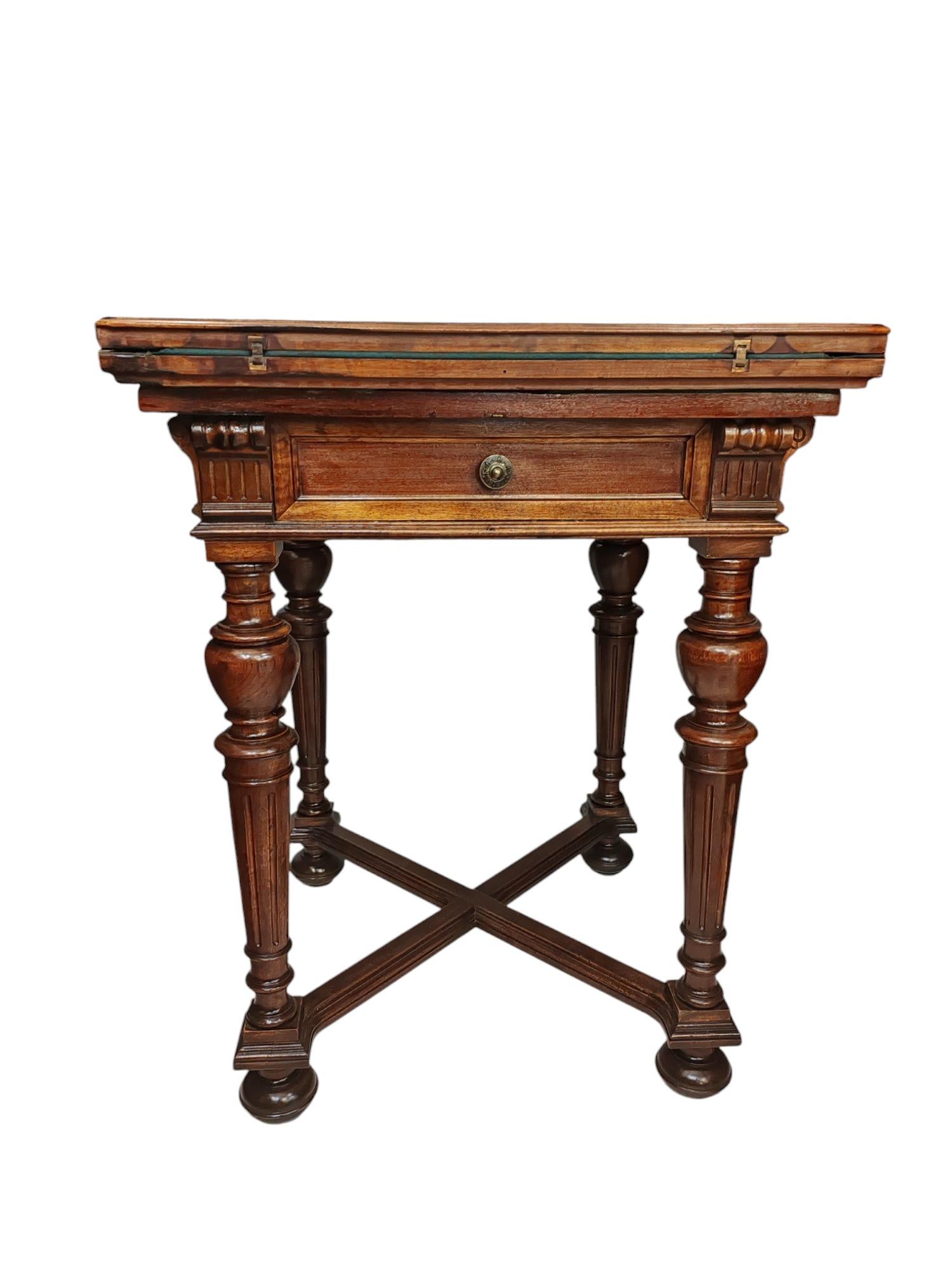 Hand-Carved 19th Century chess & card table For Sale