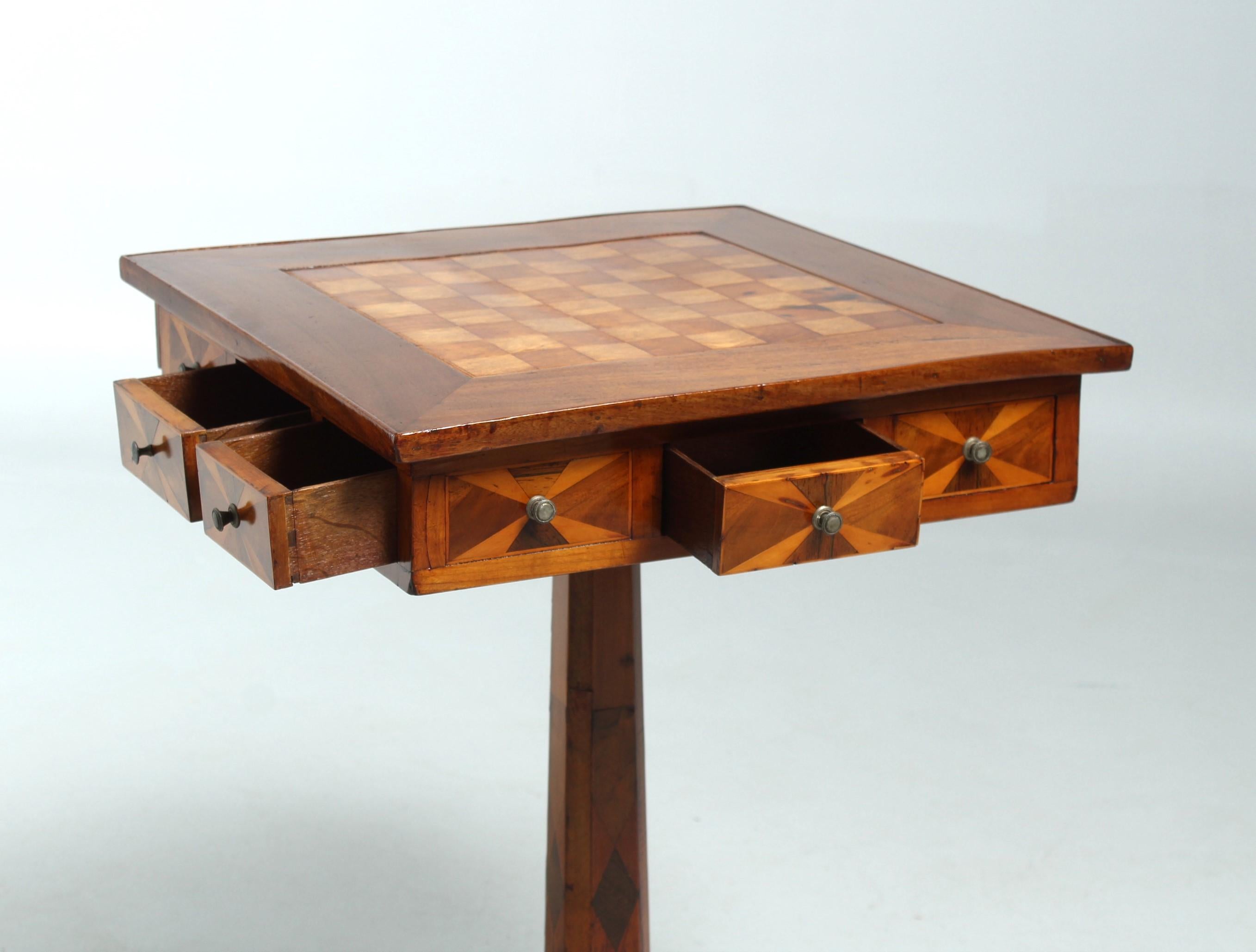19th Century Chess Table with Wonderful Patina 9