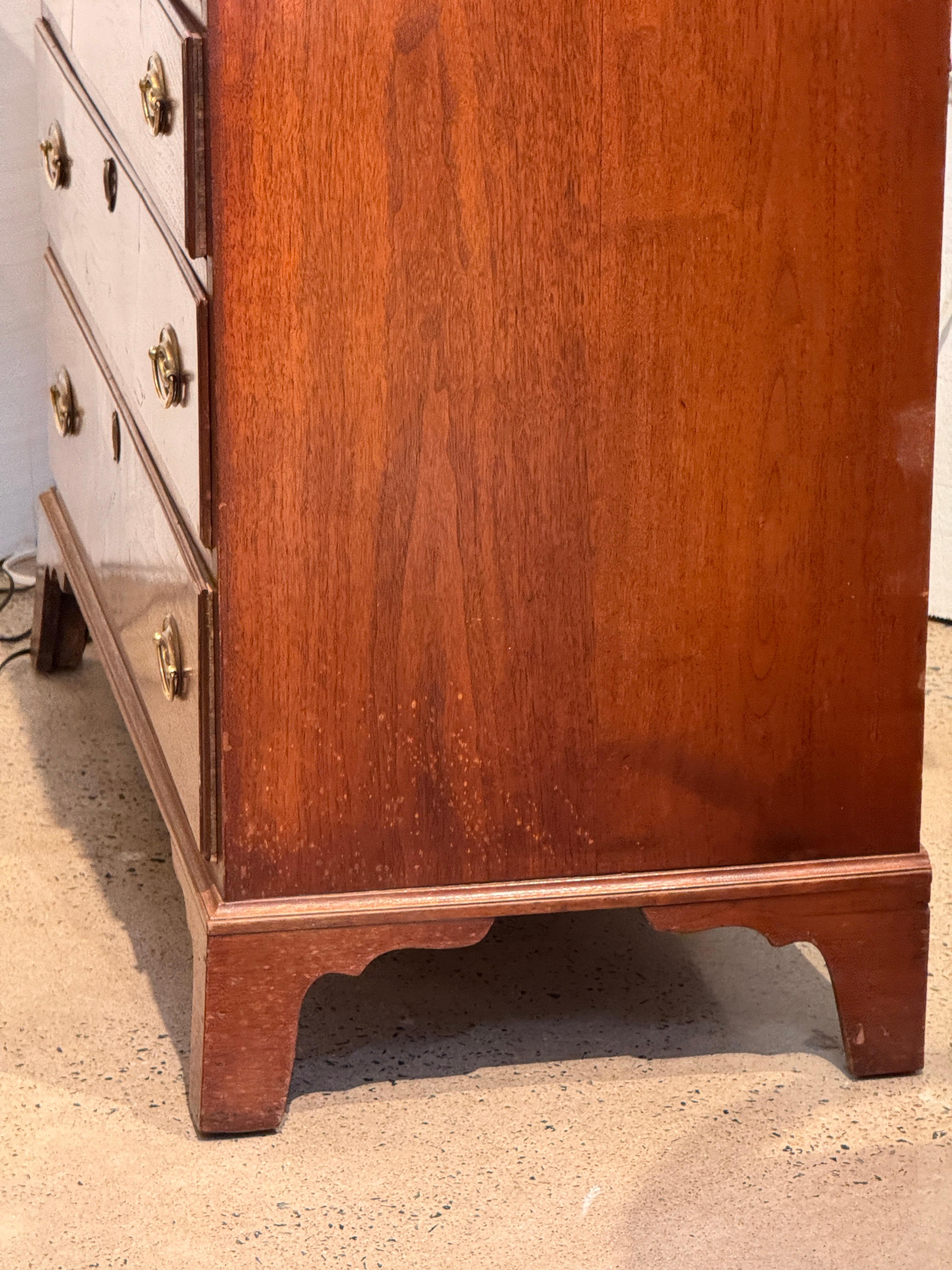 Cómoda del siglo XIX en venta 5
