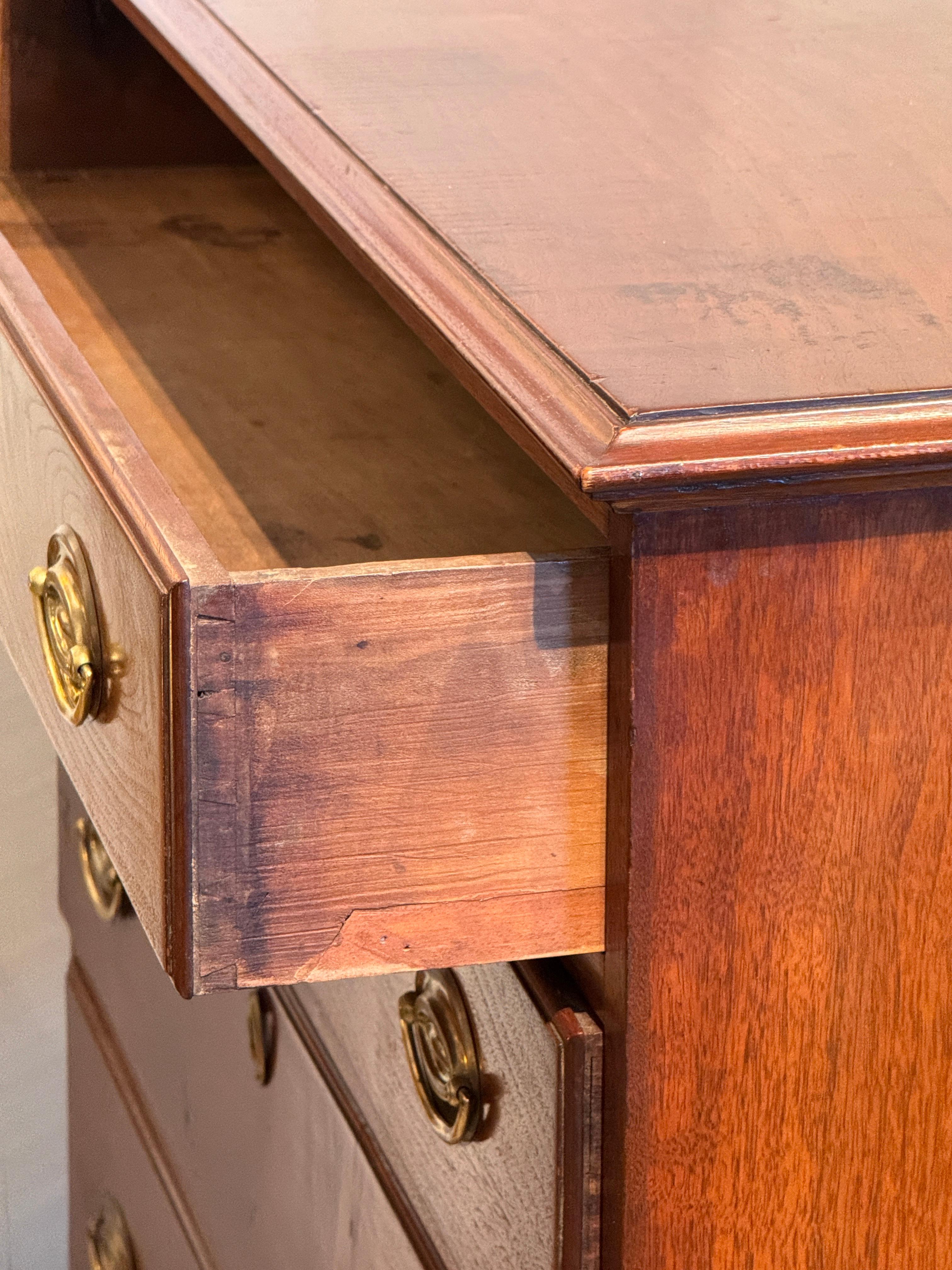 Cómoda del siglo XIX en venta 6