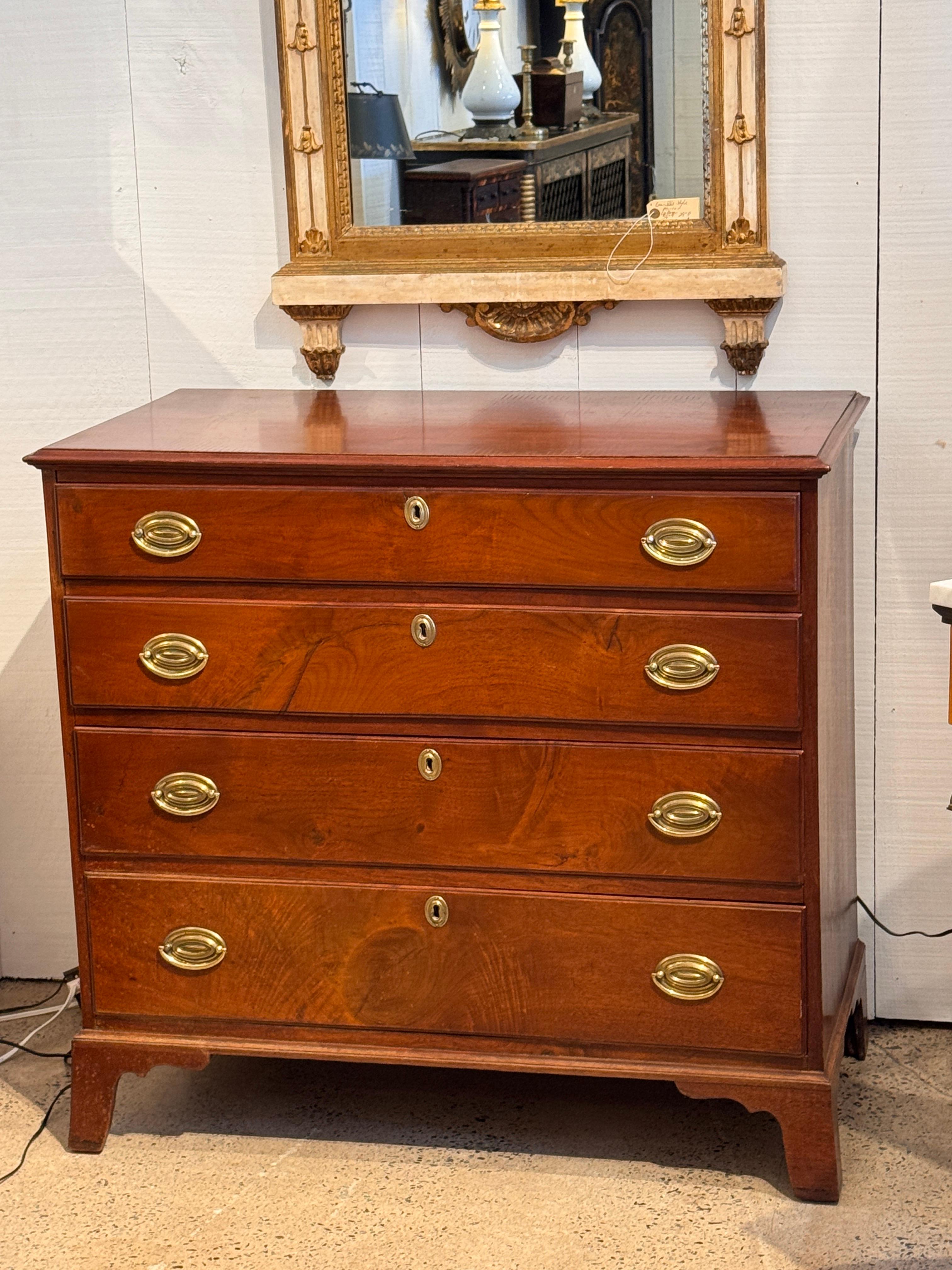 Cómoda del siglo XIX Inglés en venta