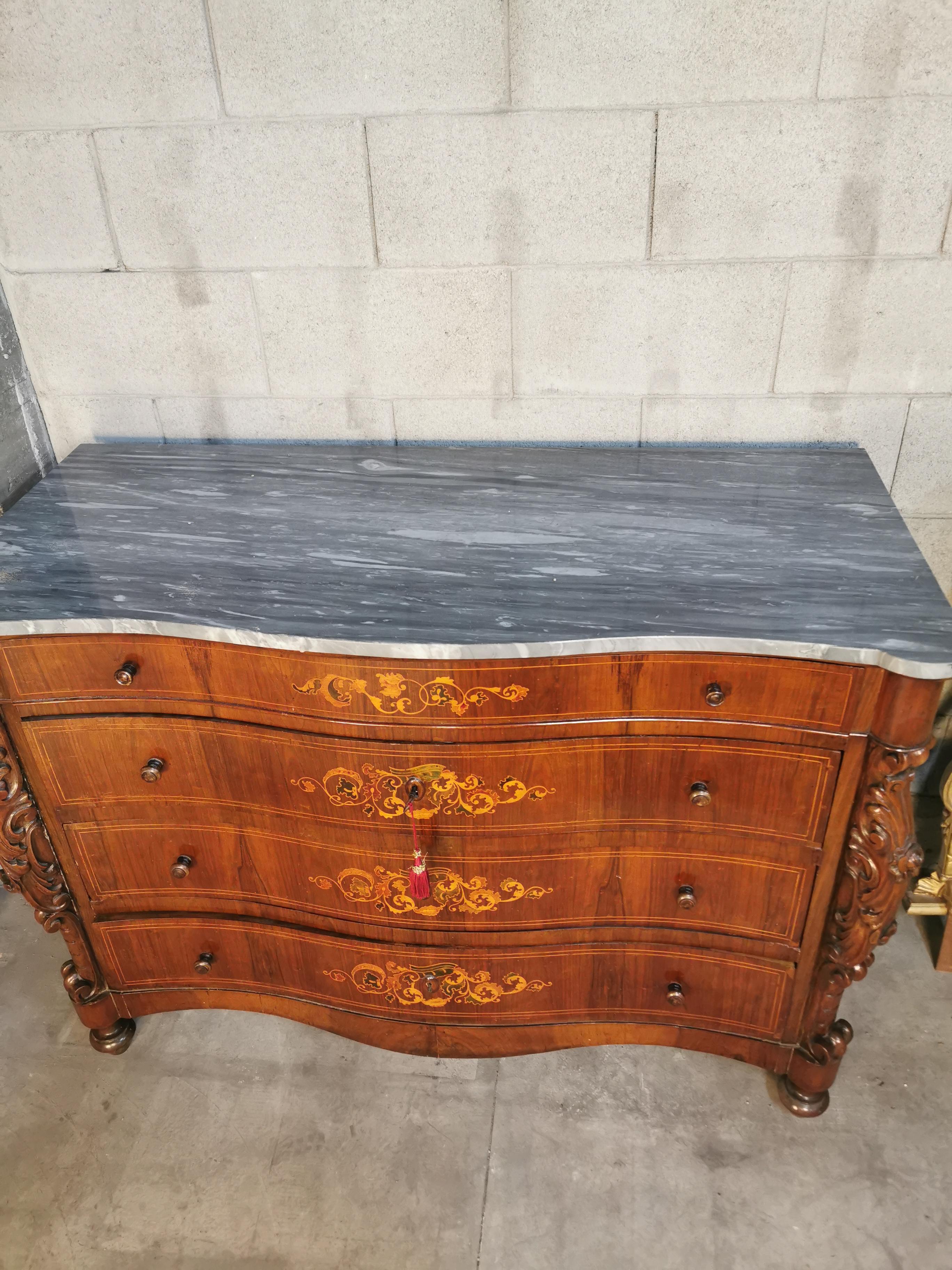 19th Century Marquetry Chest of Drawers with an Italian Carrara Marble In Good Condition In Torino, IT