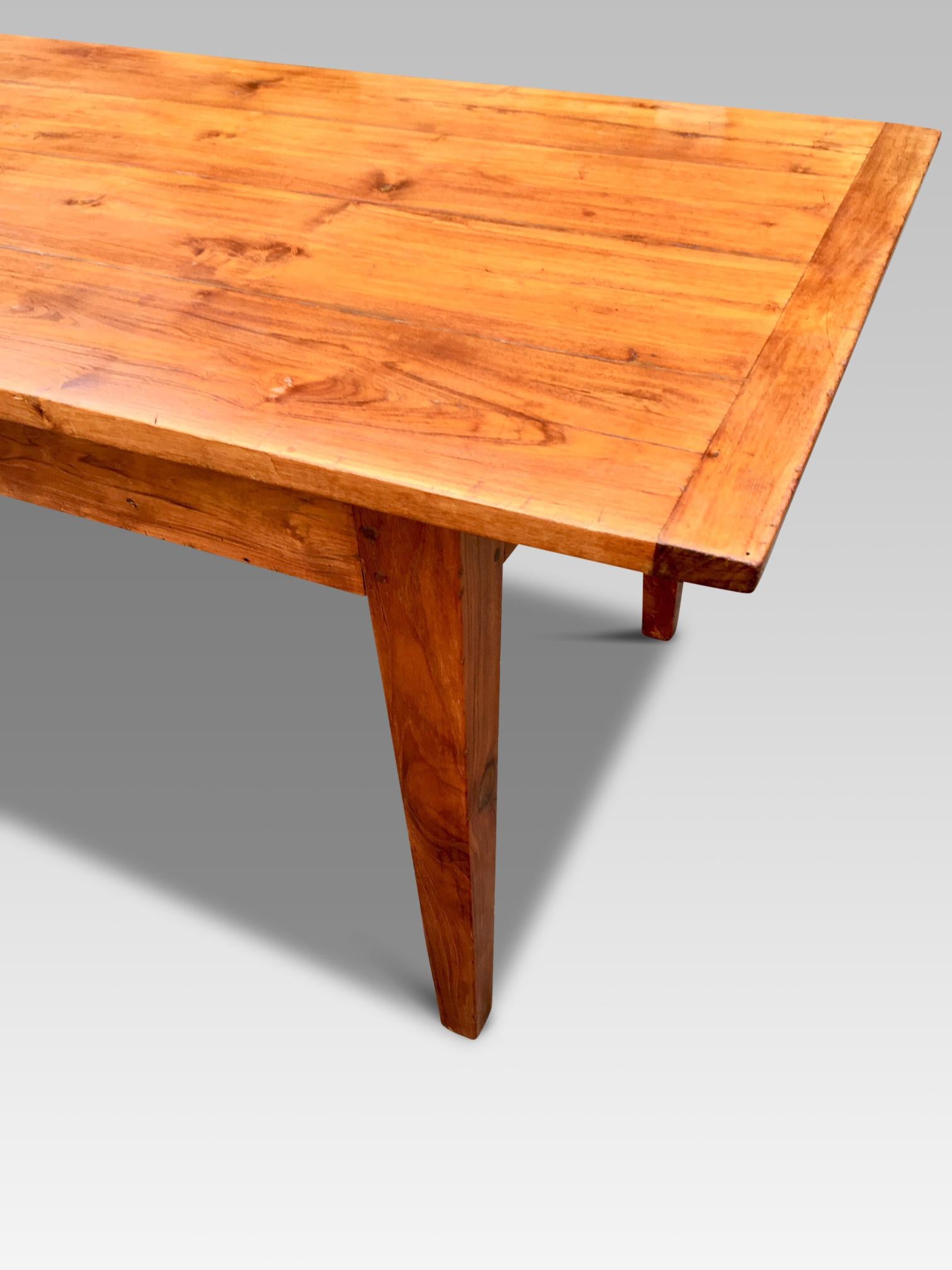 Hand-Crafted 19th century Chestnut Farmhouse Table. French C 1880