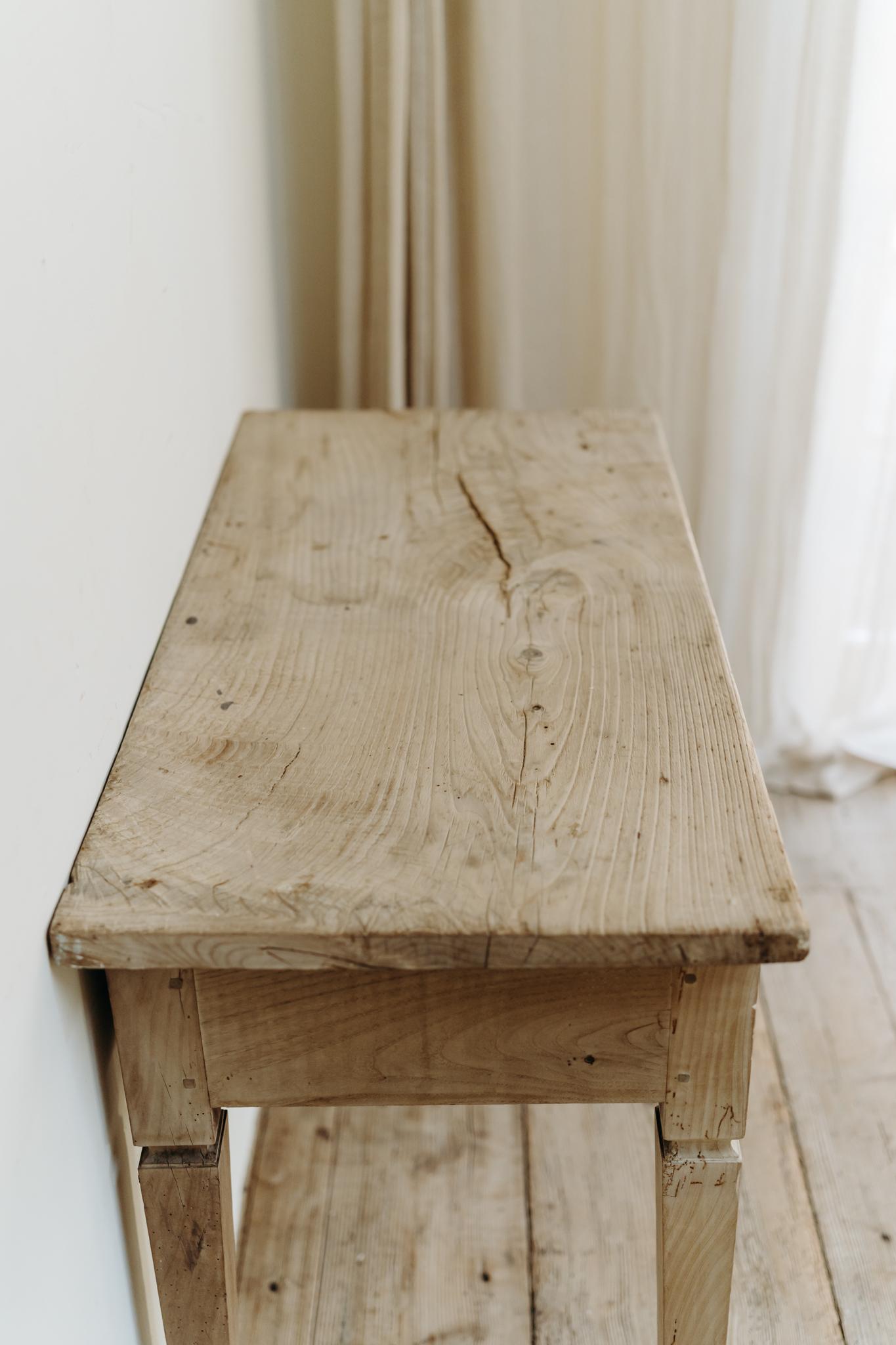 Table espagnole en châtaignier/érable du 19e siècle Bon état - En vente à Brecht, BE