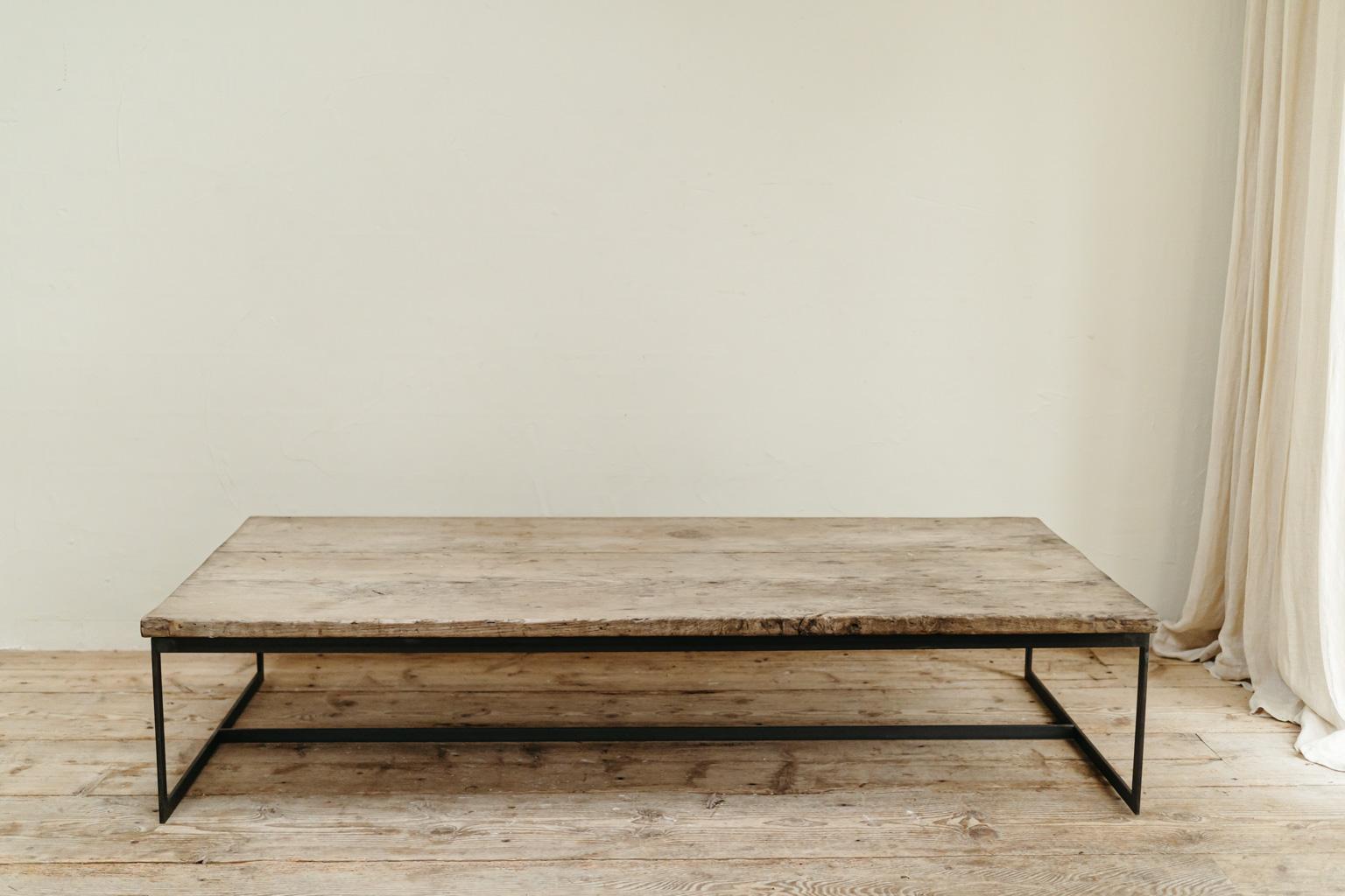 19th Century Chestnut Table Top on Contemporary Iron Base For Sale 5