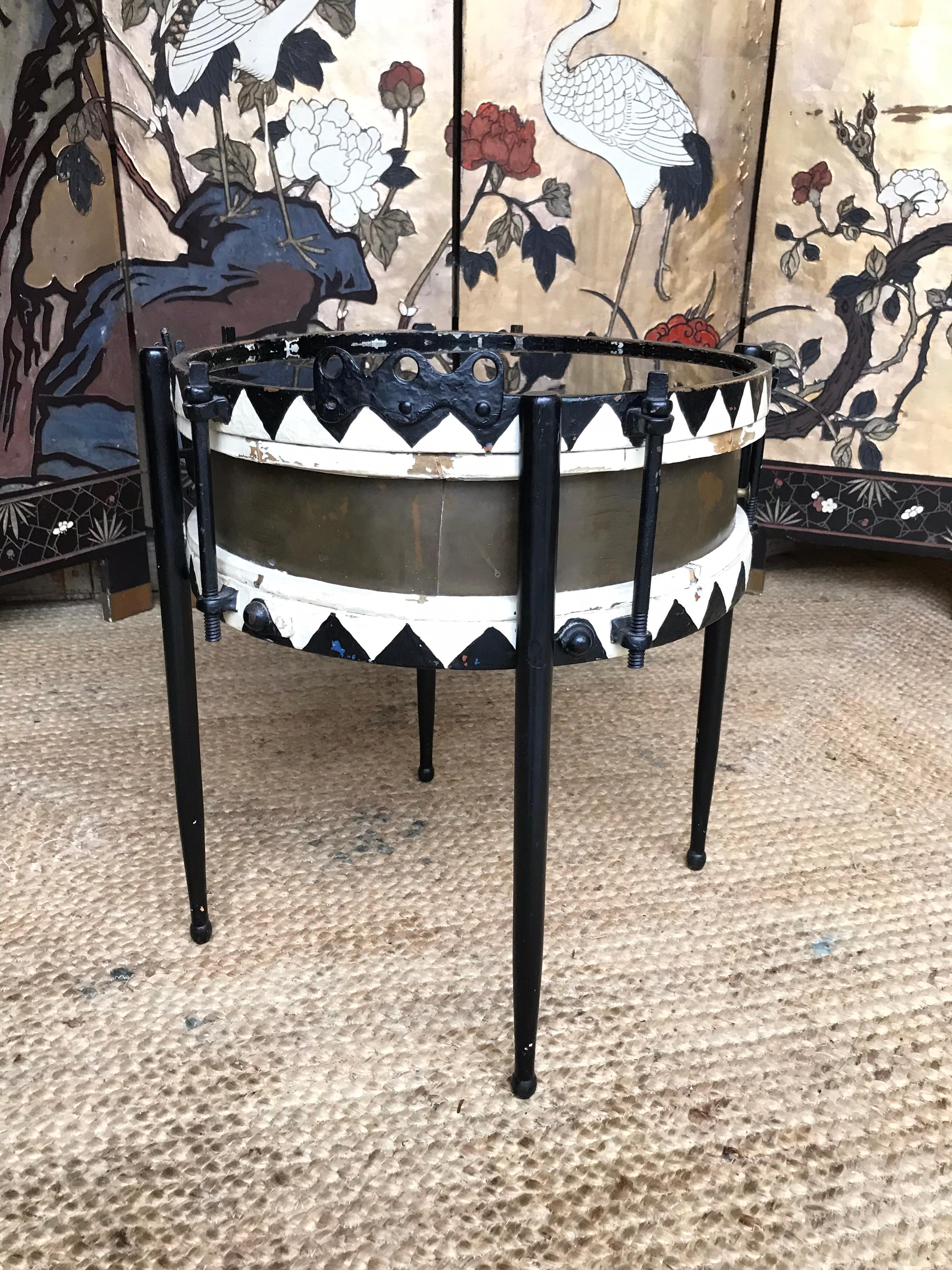 Birch 19th Century Chic and Petite Drum Cocktail Table For Sale