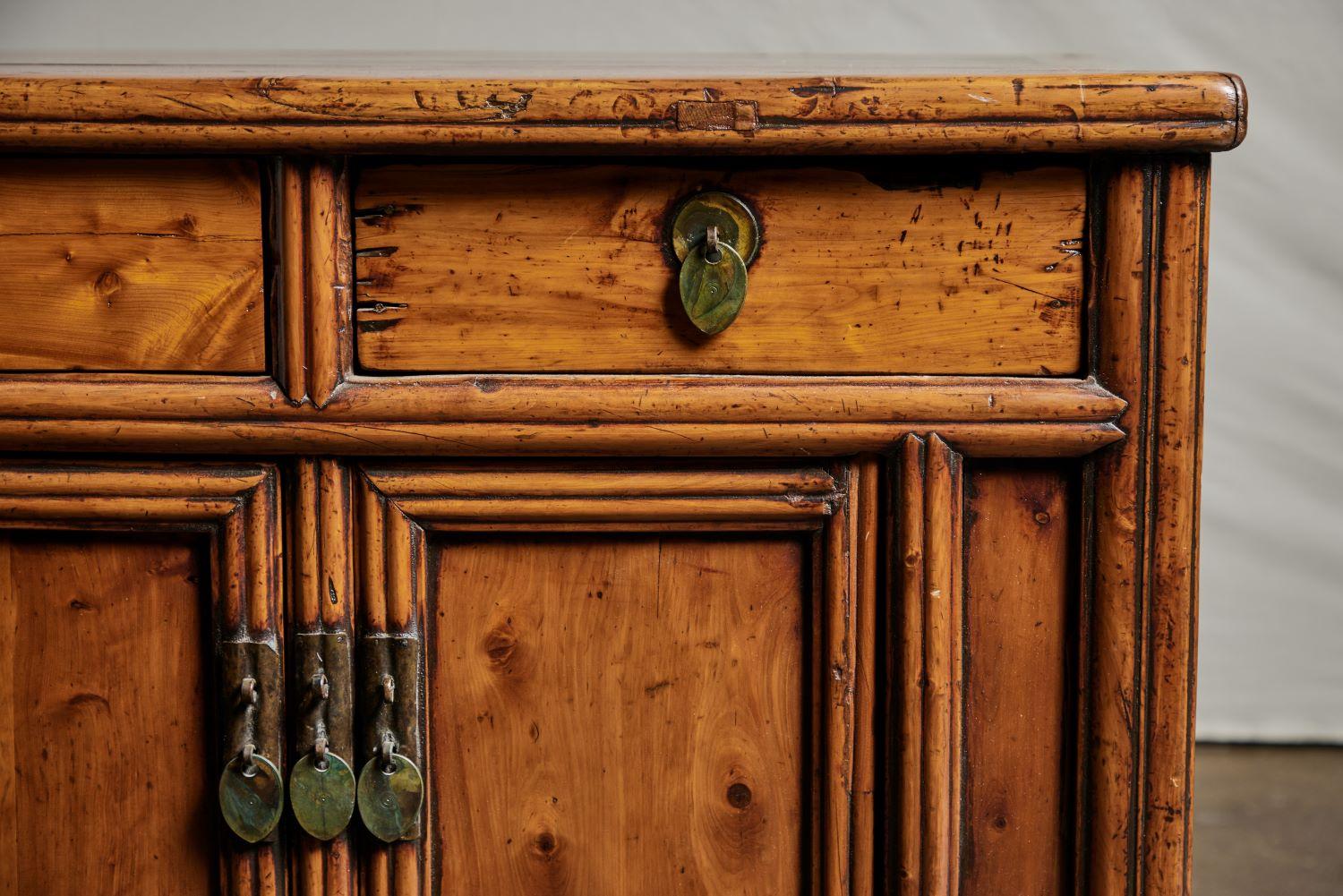 19th Century Chinese Ancient Cedar Sideboard In Excellent Condition For Sale In Pasadena, CA