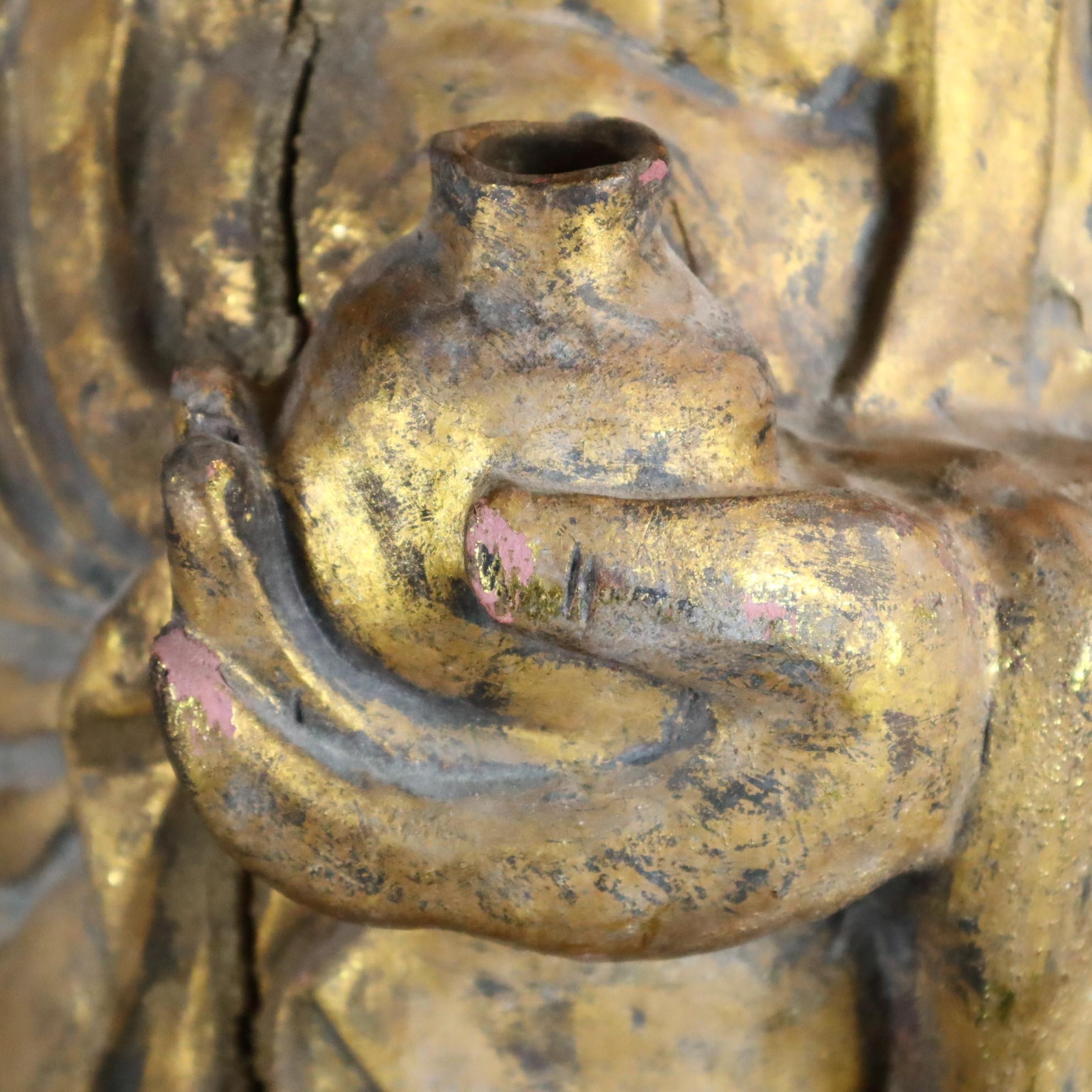 Chinesische antike Holzfigur des Medizin Buddha Bhaishajyaguru aus dem 19. Jahrhundert im Angebot 4