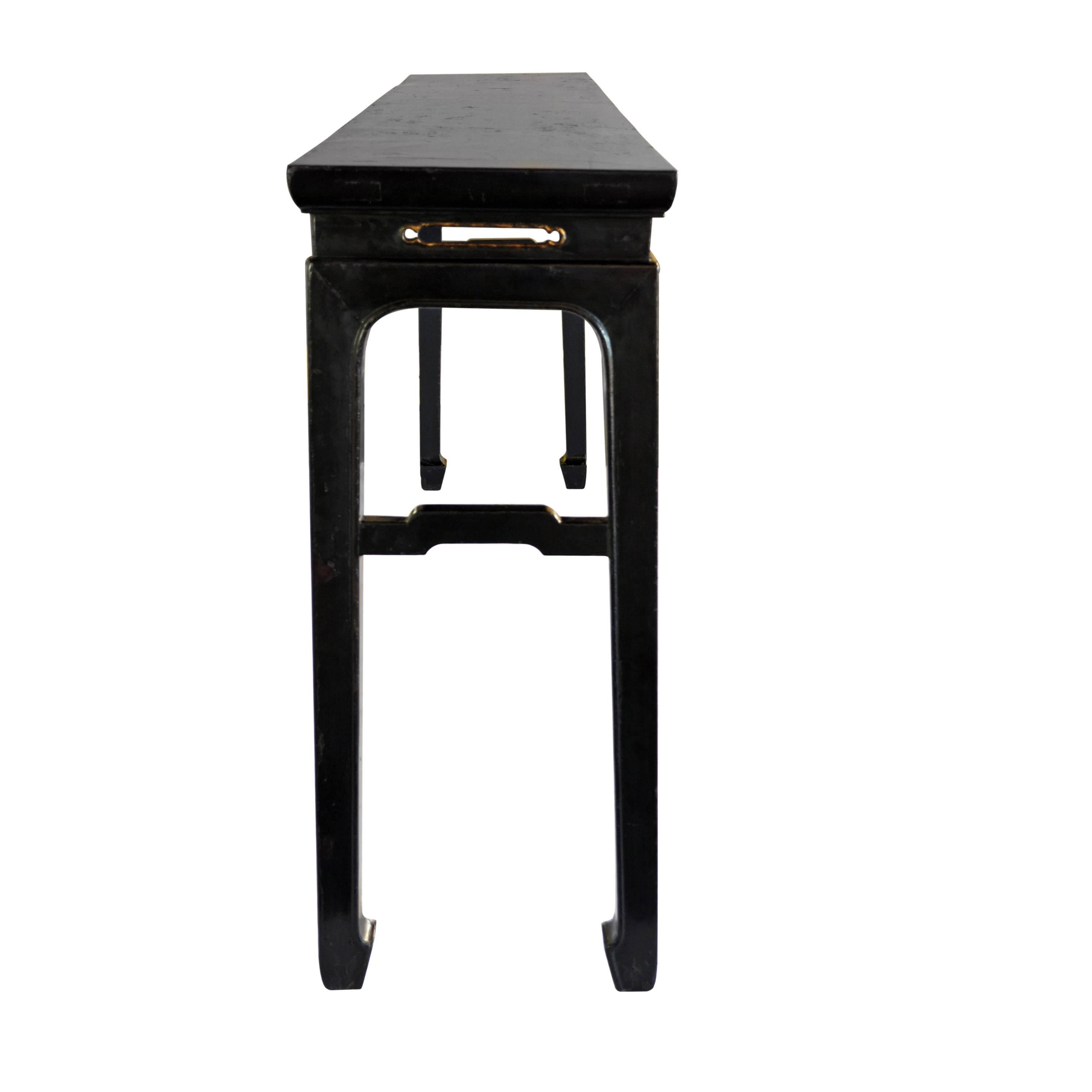 19th Century Chinese Black Lacquer Table In Good Condition In Chicago, IL