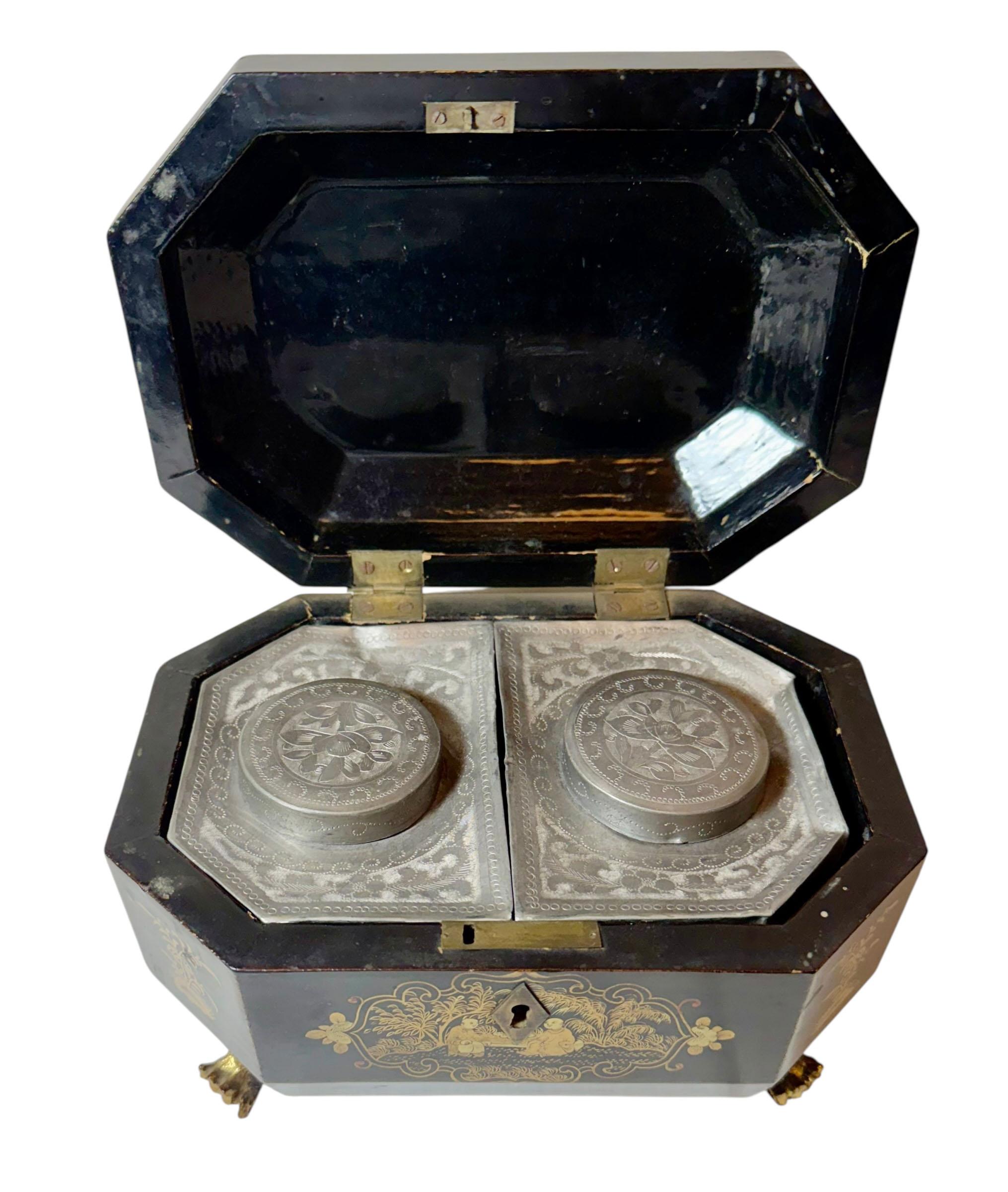 Cinese Porta tè in lacca nera cinese del XIX secolo in vendita