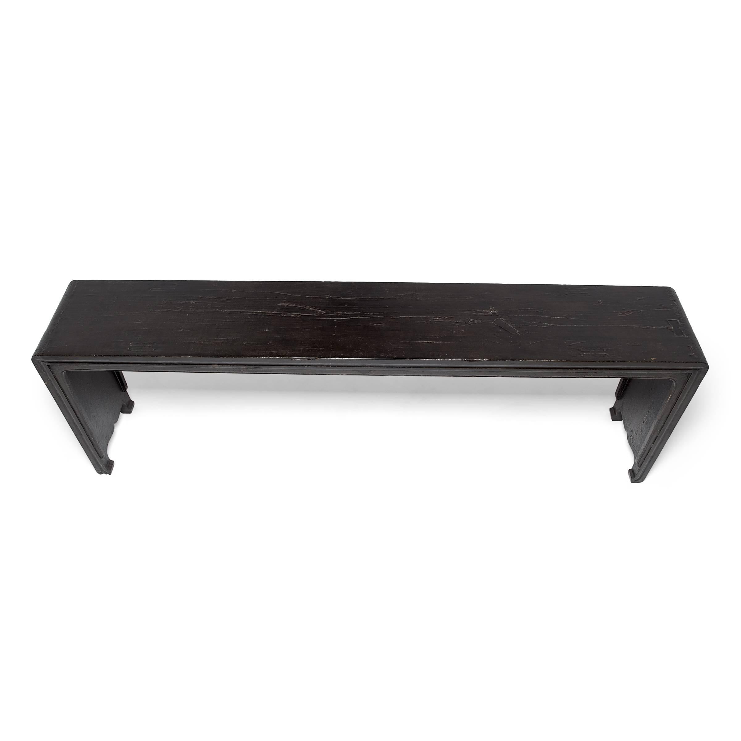 19th Century Chinese Black Lacquer Waterfall Altar Table In Good Condition In Chicago, IL