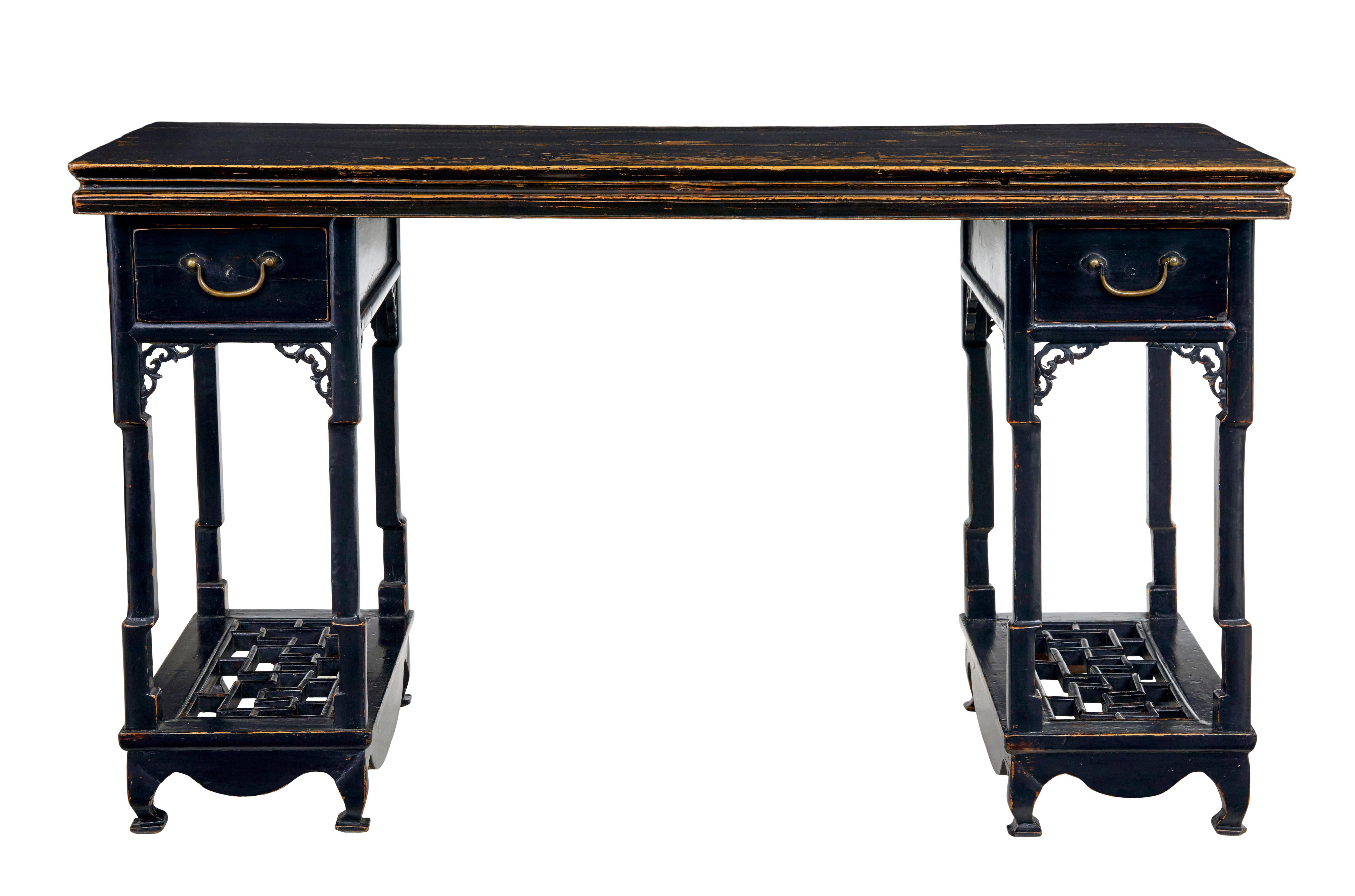 19th Century 19th century Chinese black lacquered desk