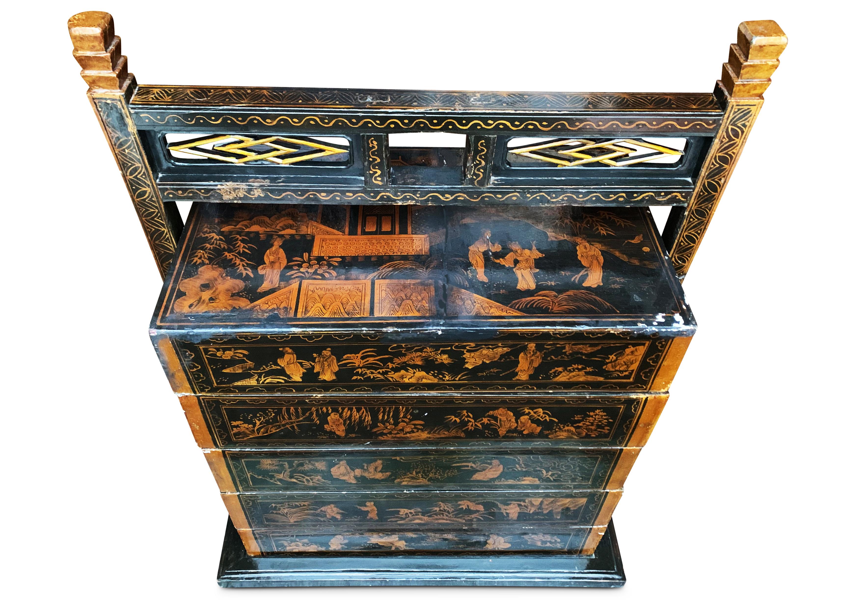 19th Century Chinese Black Lacquered Five Section Stacking Chest For Sale 2