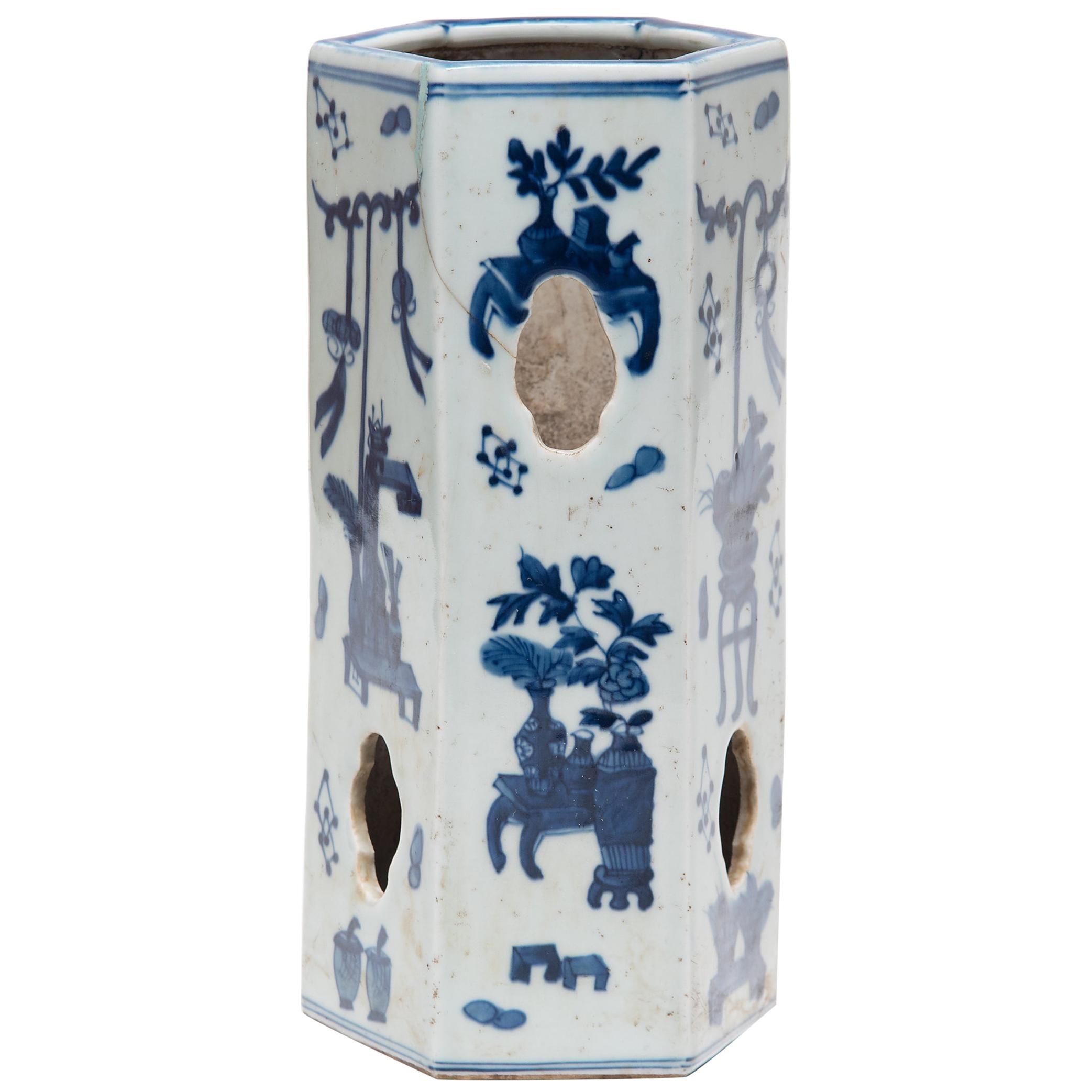 Chinese Blue and White Hat Stand with Treasured Objects, c. 1850 For Sale