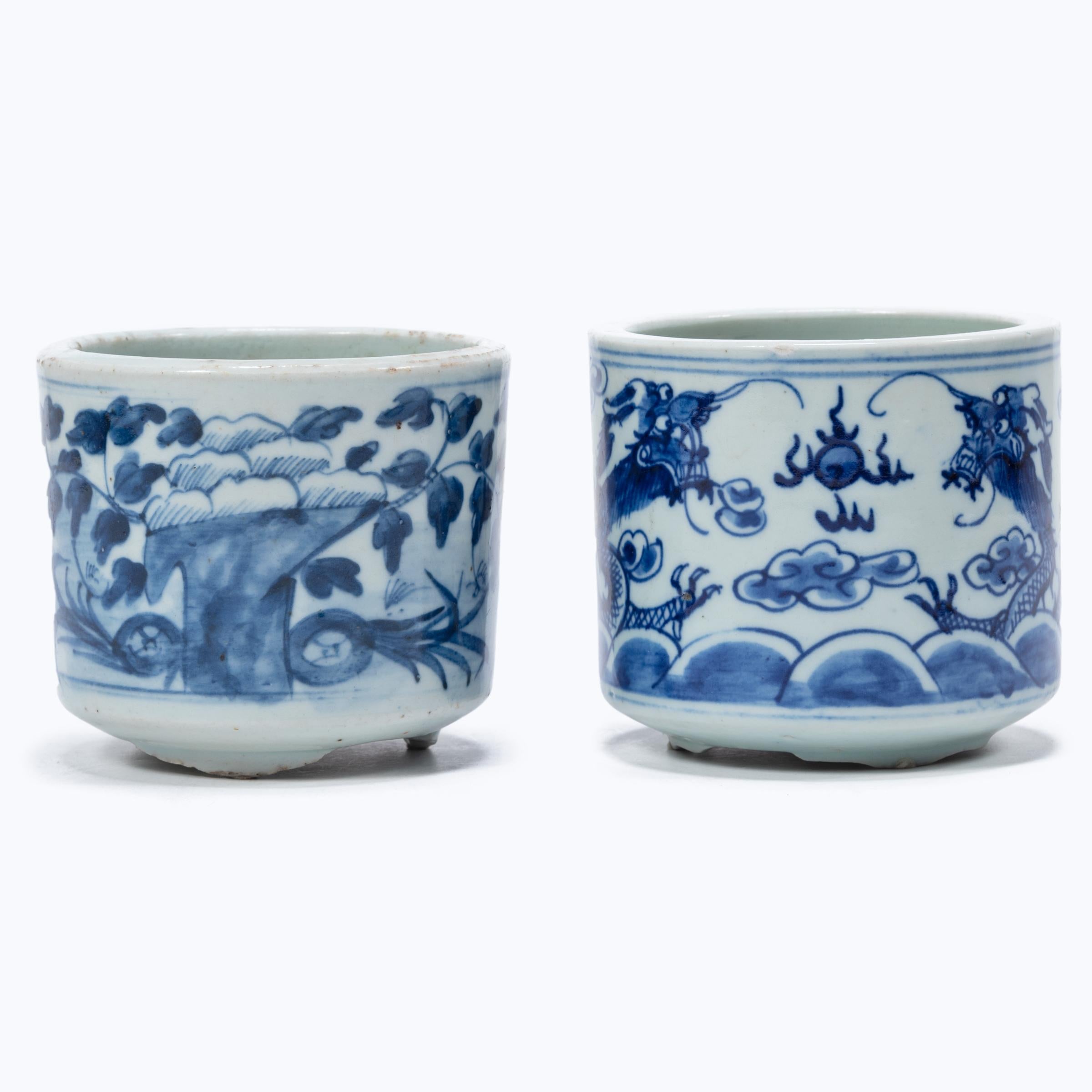 19th Century Chinese Blue and White Twin Dragon Censer 1