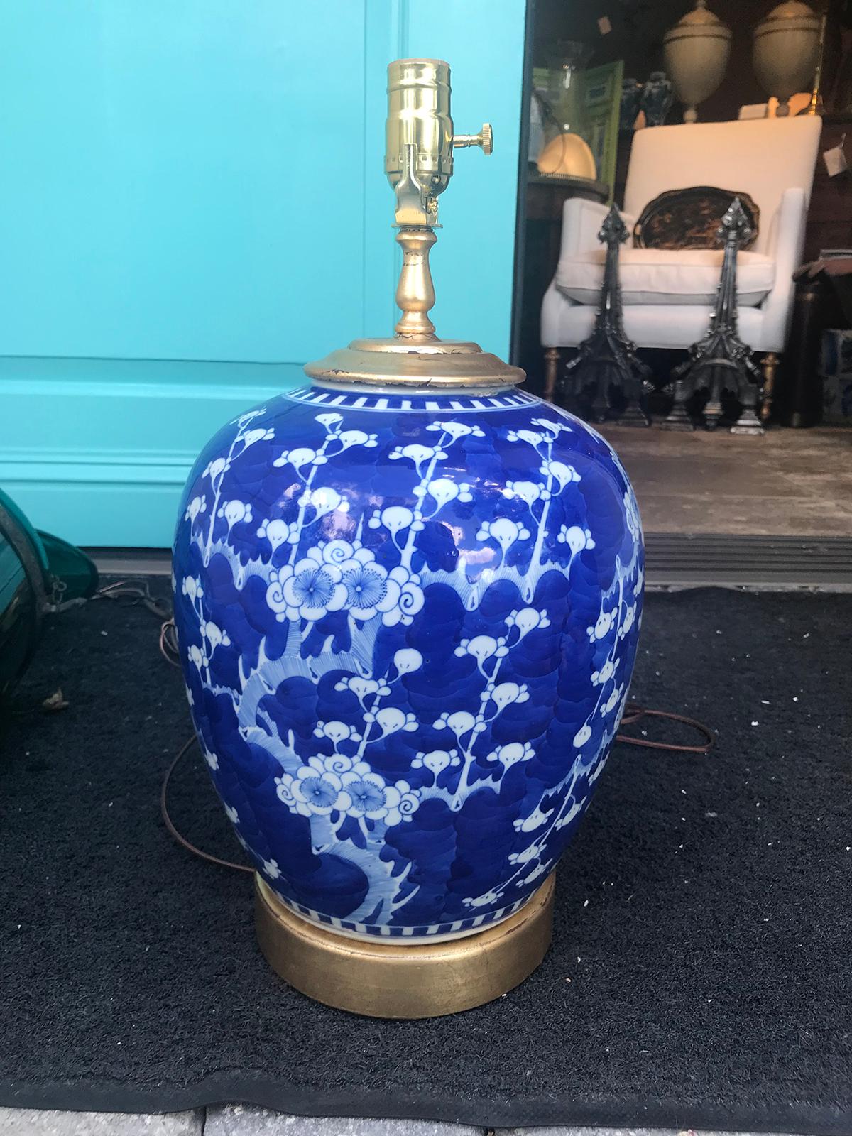 19th Century Chinese Blue and White Peach Blossom Porcelain Lamp 4