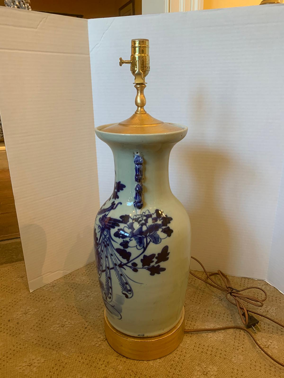 19th Century Chinese Blue and White Porcelain Lamp For Sale 3
