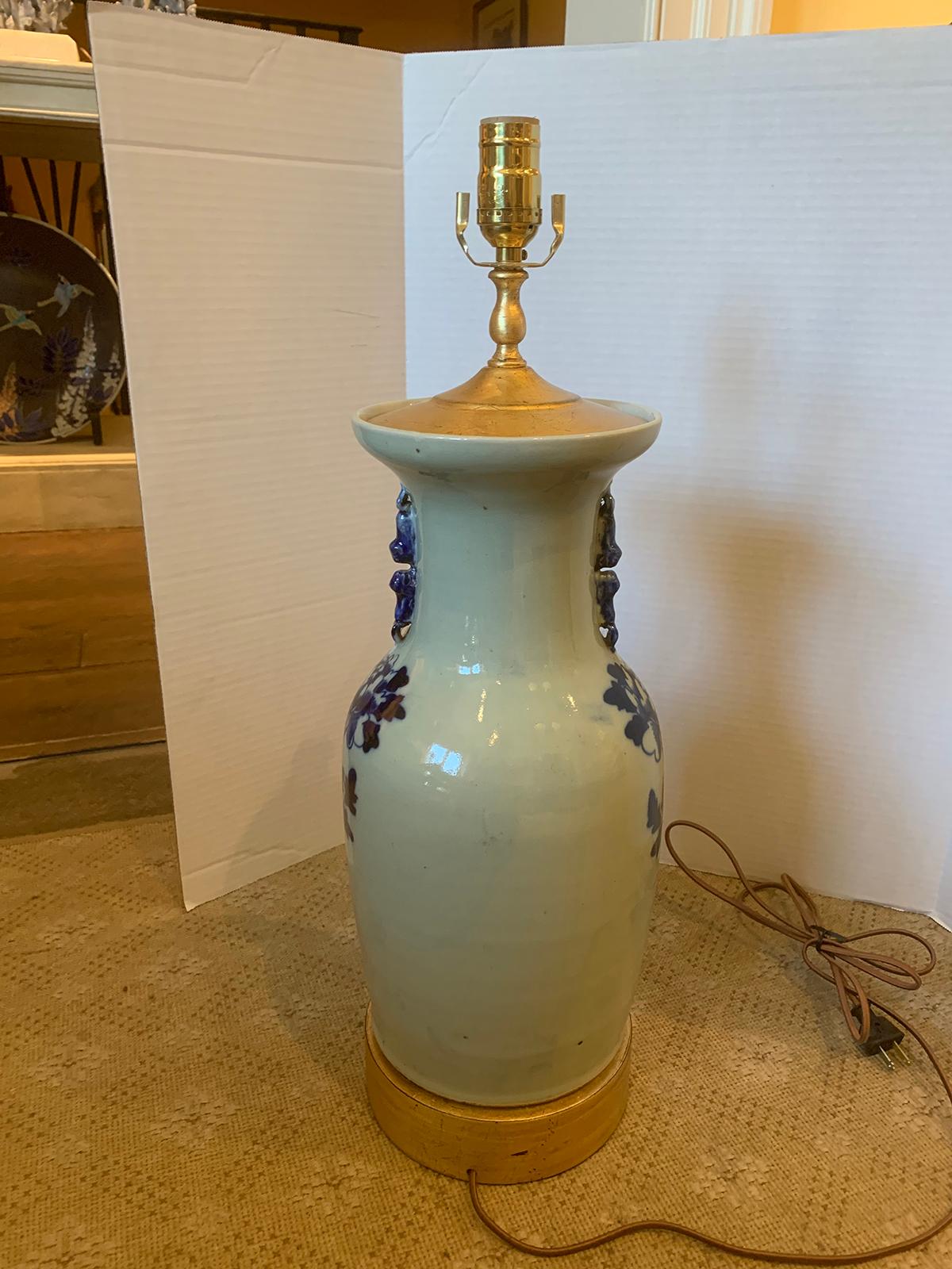 19th Century Chinese Blue and White Porcelain Lamp For Sale 4