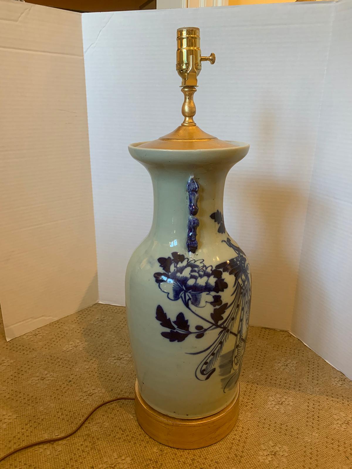 19th Century Chinese Blue and White Porcelain Lamp For Sale 6