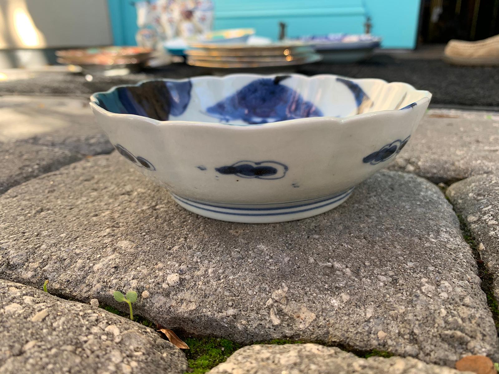 19th Century Chinese Blue & White Porcelain Scalloped Bowl, Bonsai Tree Pattern 1