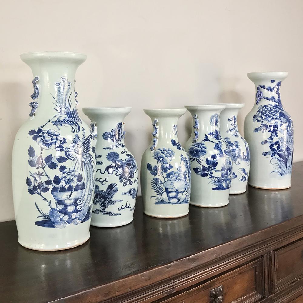 19th Century Chinese Blue and White Vase 5