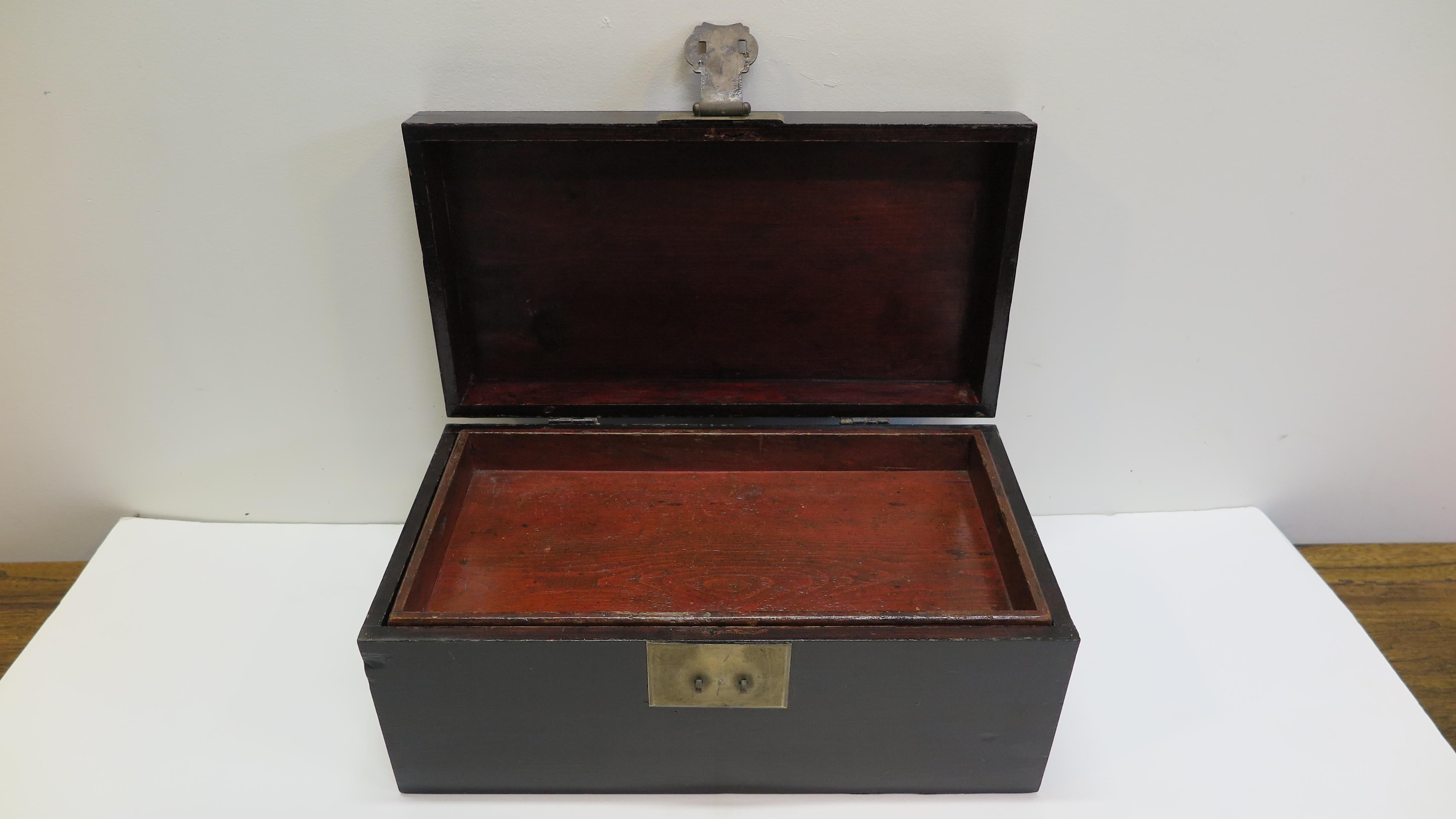 19th Century Chinese Box In Good Condition In New York, NY
