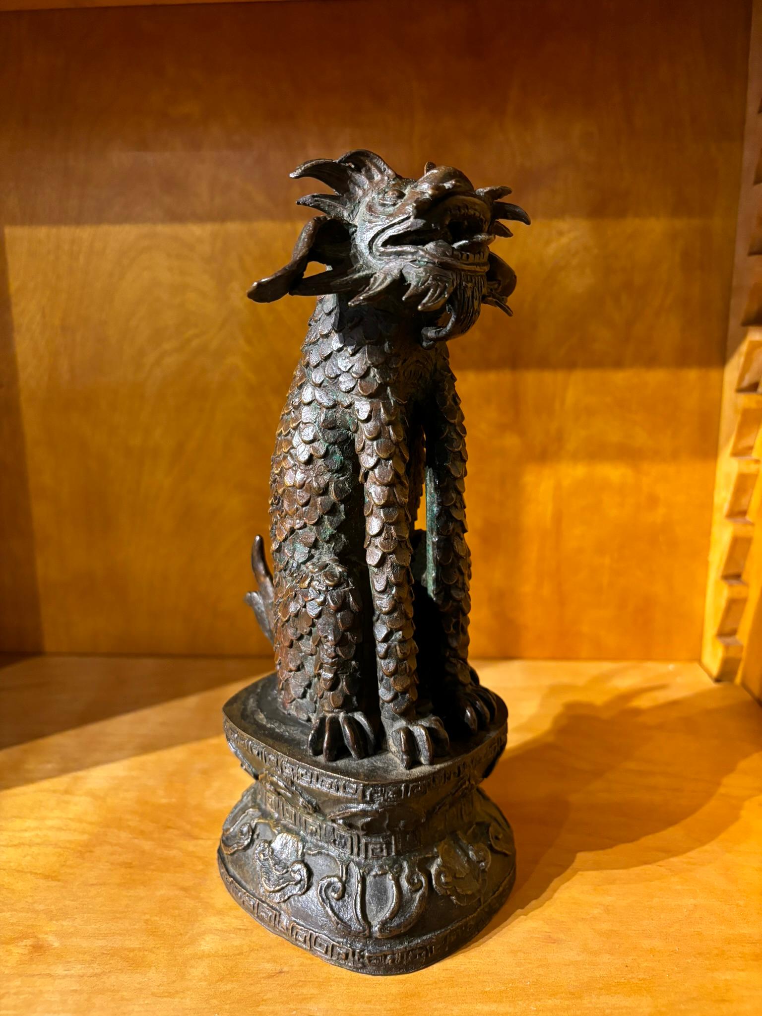 Bronzo Figura di guardiano Chimera in bronzo cinese del XIX secolo in vendita