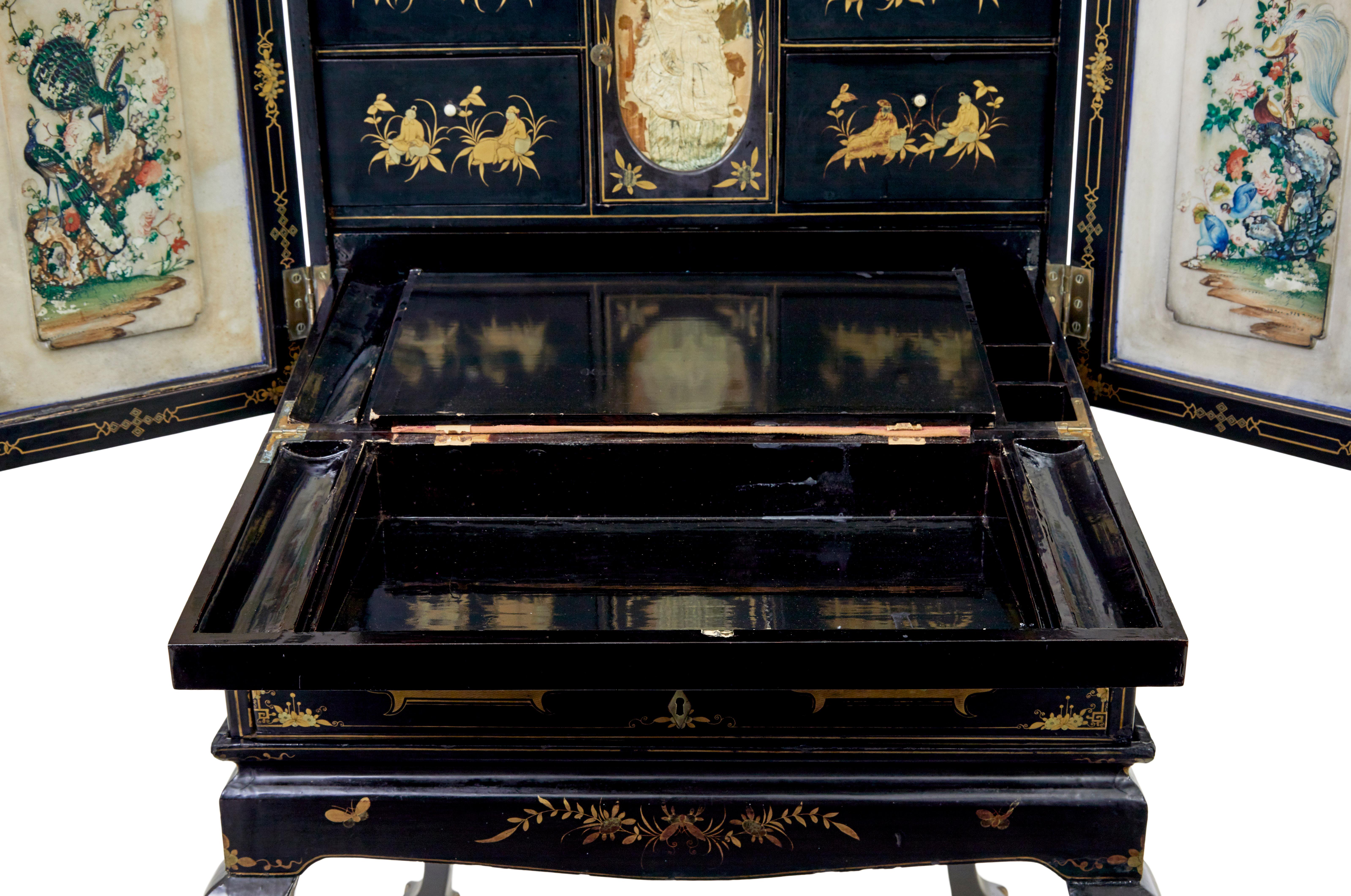 19th century Chinese canton black lacquered desk cabinet For Sale 3