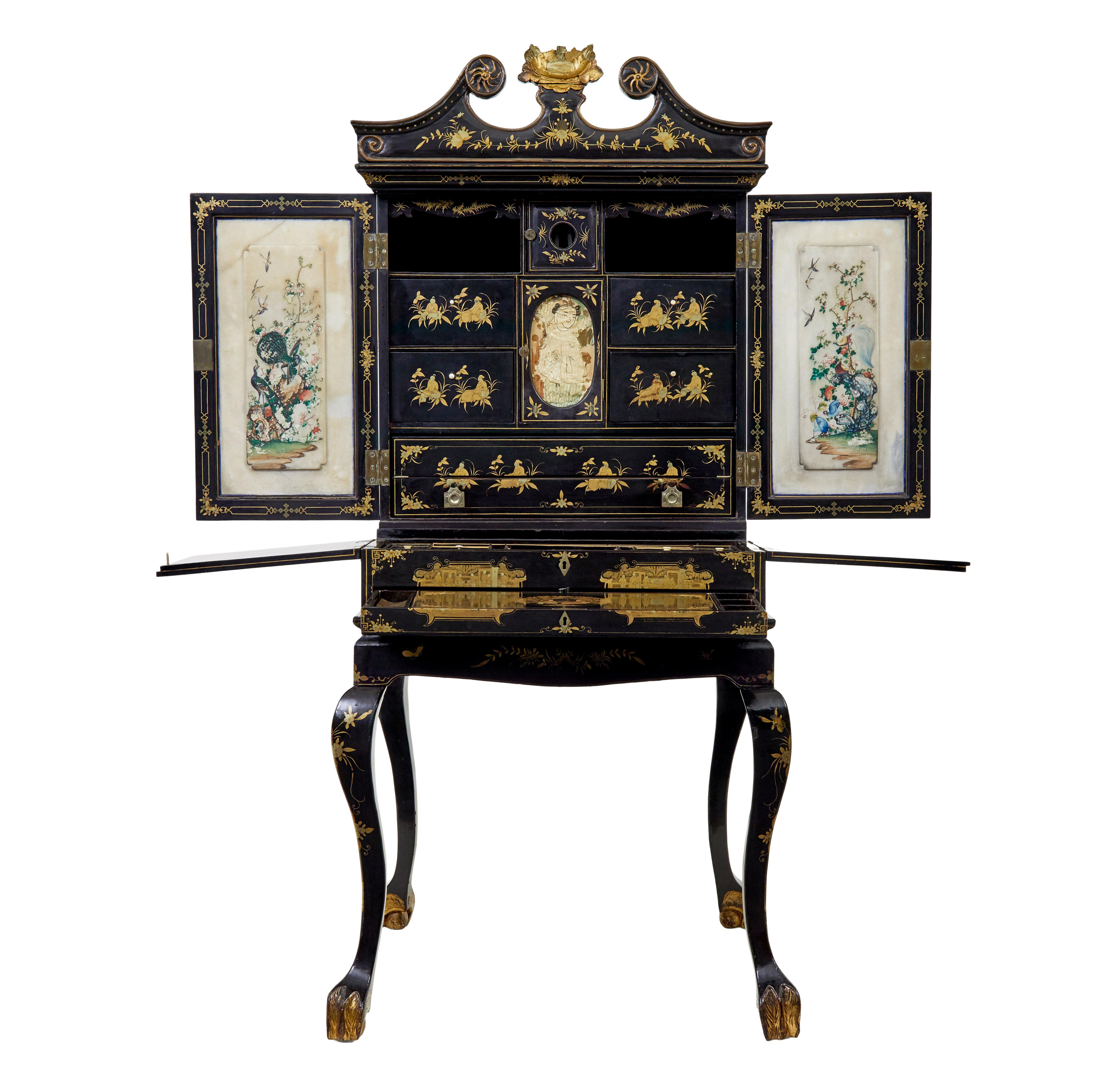 Qing 19th century Chinese canton black lacquered desk cabinet For Sale