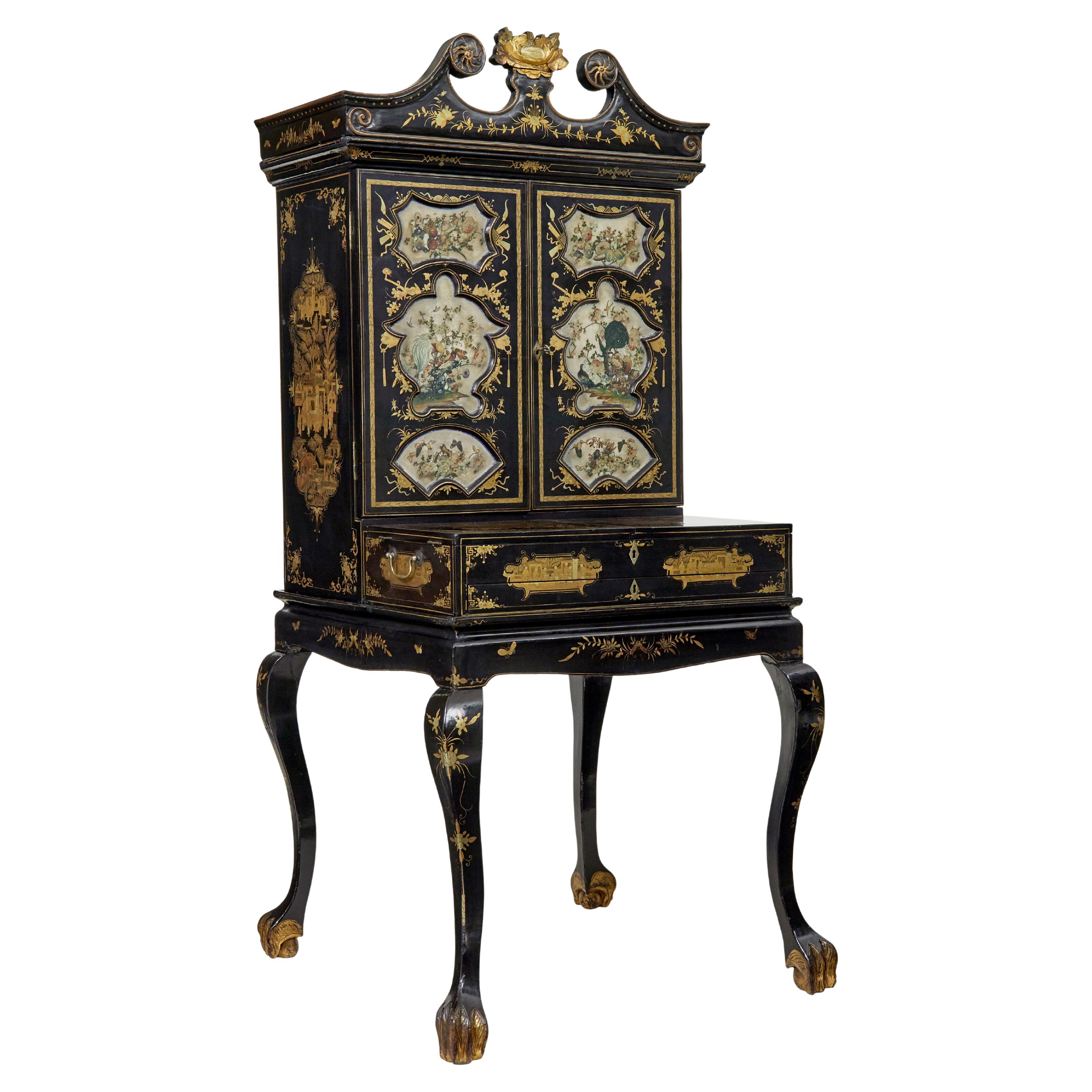 19th century Chinese canton black lacquered desk cabinet For Sale