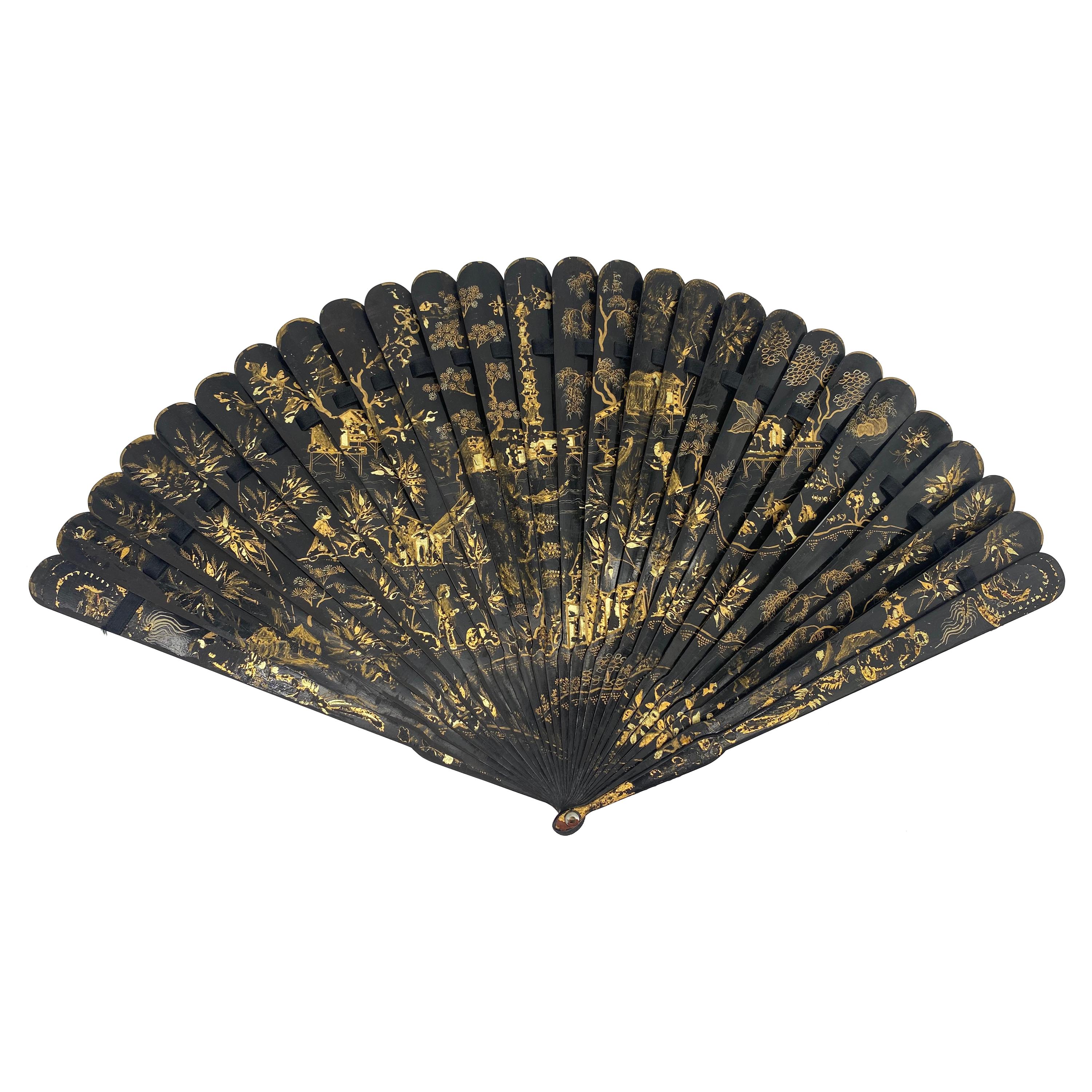 19. Jahrhundert Chinesisch Kanton Export vergoldetem Lack Brise Fan