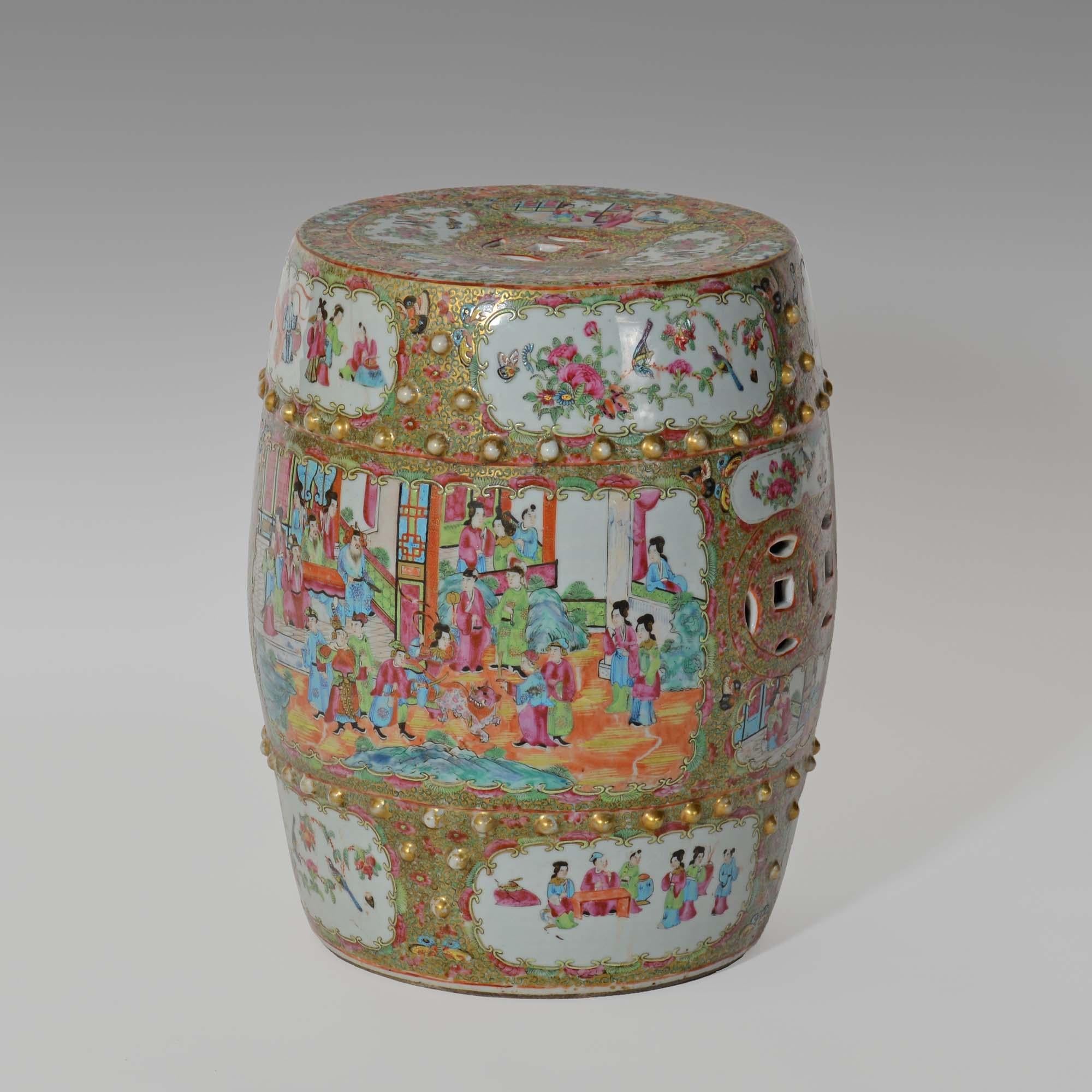 Qing 19th century Chinese Canton famille rose porcelain garden seat For Sale