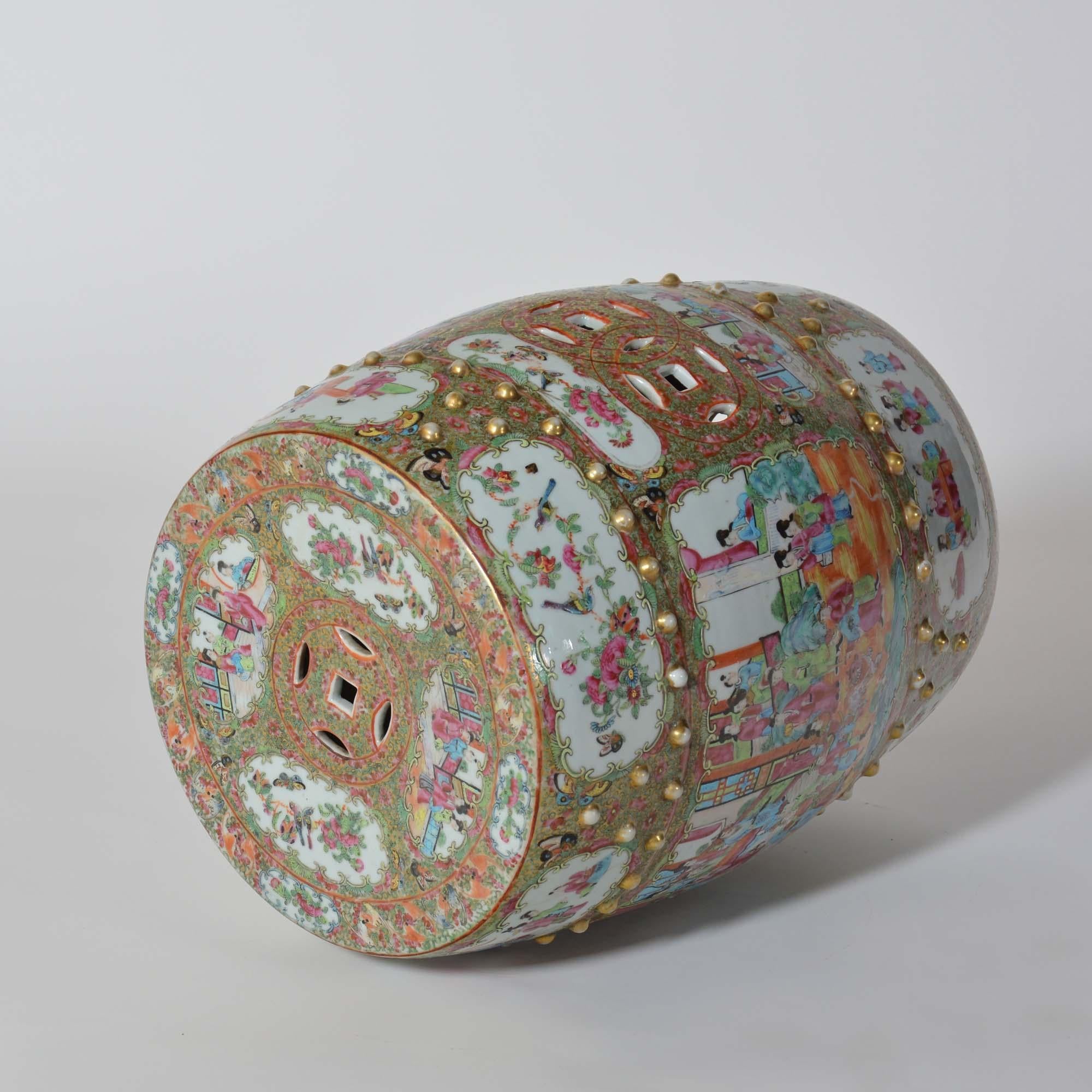 19th century Chinese Canton famille rose porcelain garden seat For Sale 3