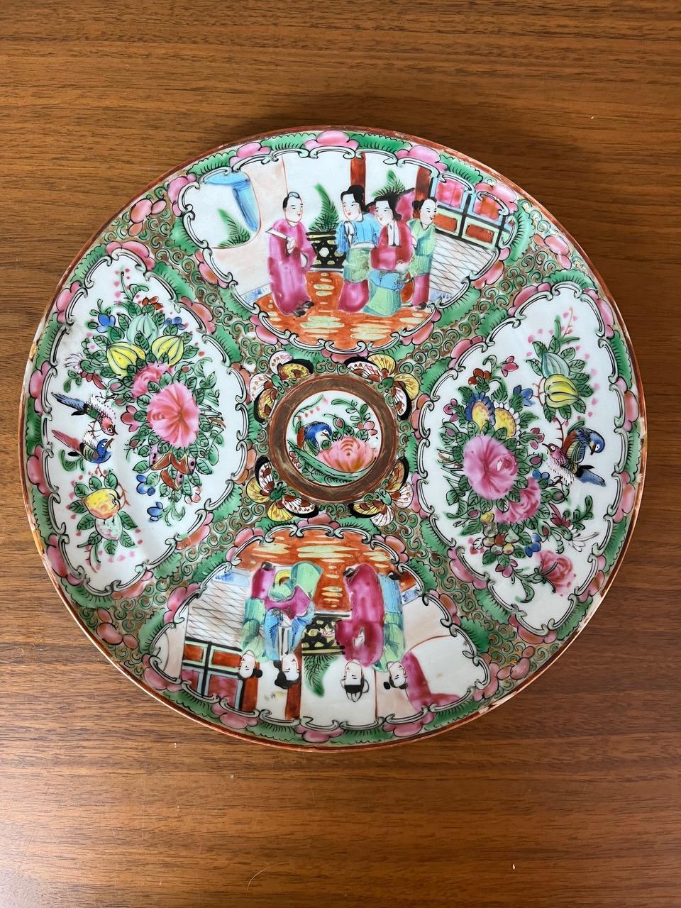 Hand-Painted 19th century Chinese Canton Porcelain Plate, 1890s For Sale